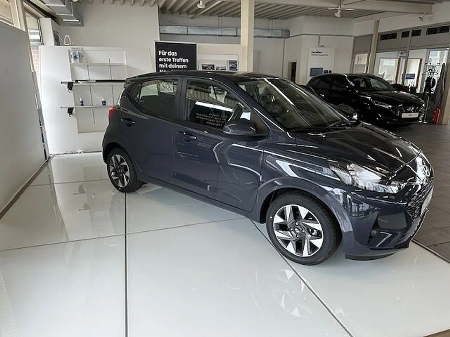 Hyundai i10 1.0 Trend*Klima*Navigation*Rückfahrkamera Grau - 1