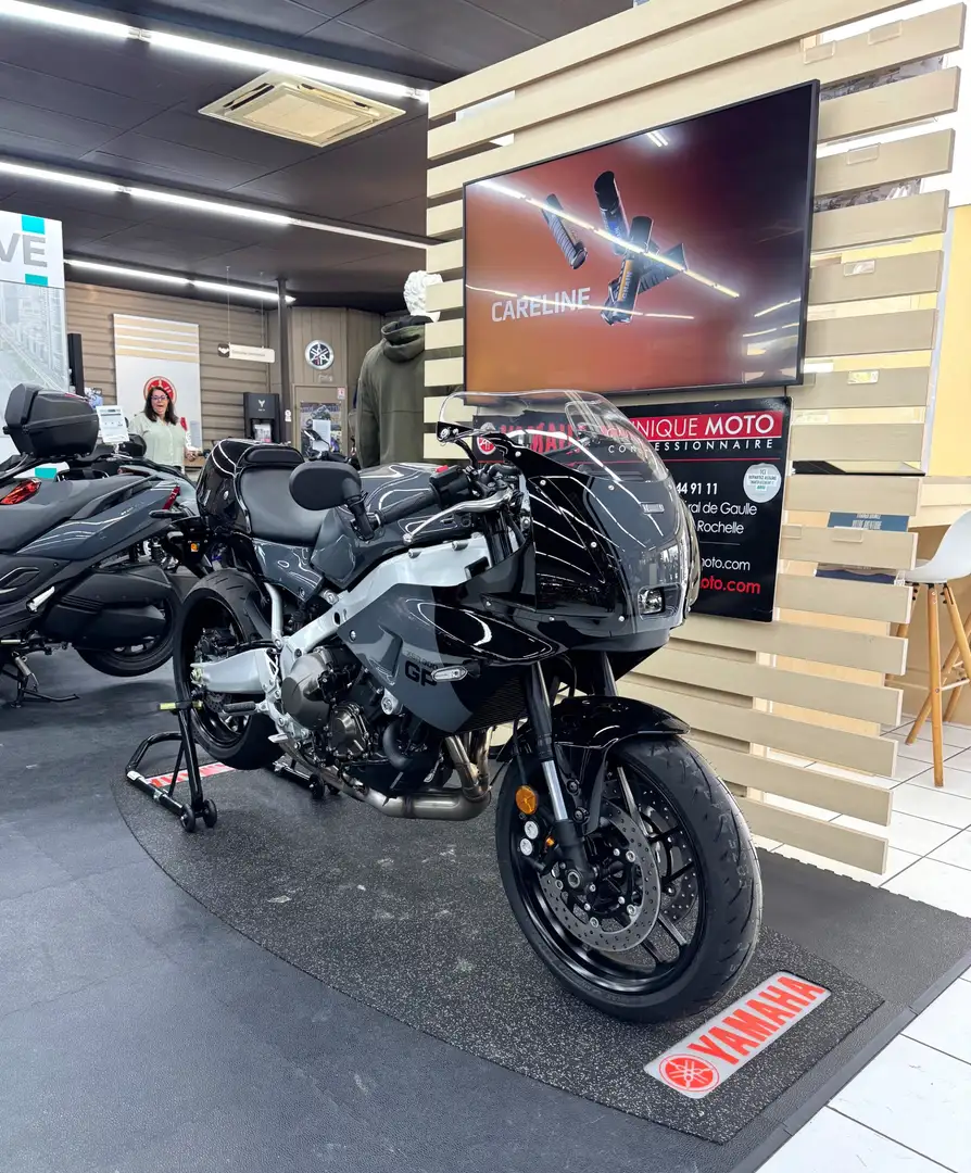 Yamaha XSR 900 Gris - 2