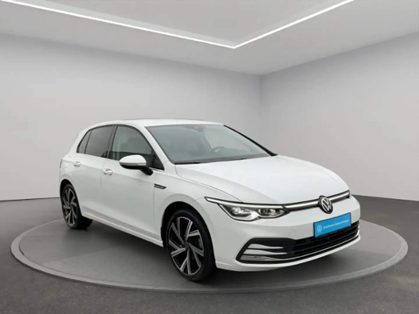 Volkswagen Golf VIII 1.5 eTSI DSG Style NAVI+LED PLUS+KAMERA+ACC+ Weiß - 2