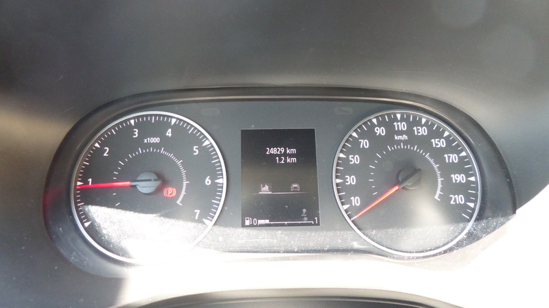 Dacia Jogger Expression 1.0 TCe 100 PS ECO-G  Multimediasystem Einparkhilfe hinten — photo 11