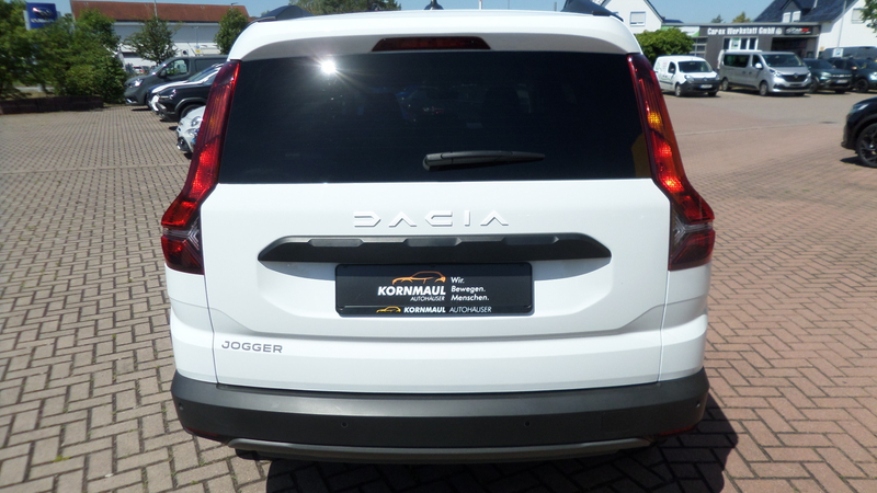 Dacia Jogger Expression 1.0 TCe 100 PS ECO-G  Multimediasystem Einparkhilfe hinten — photo 5