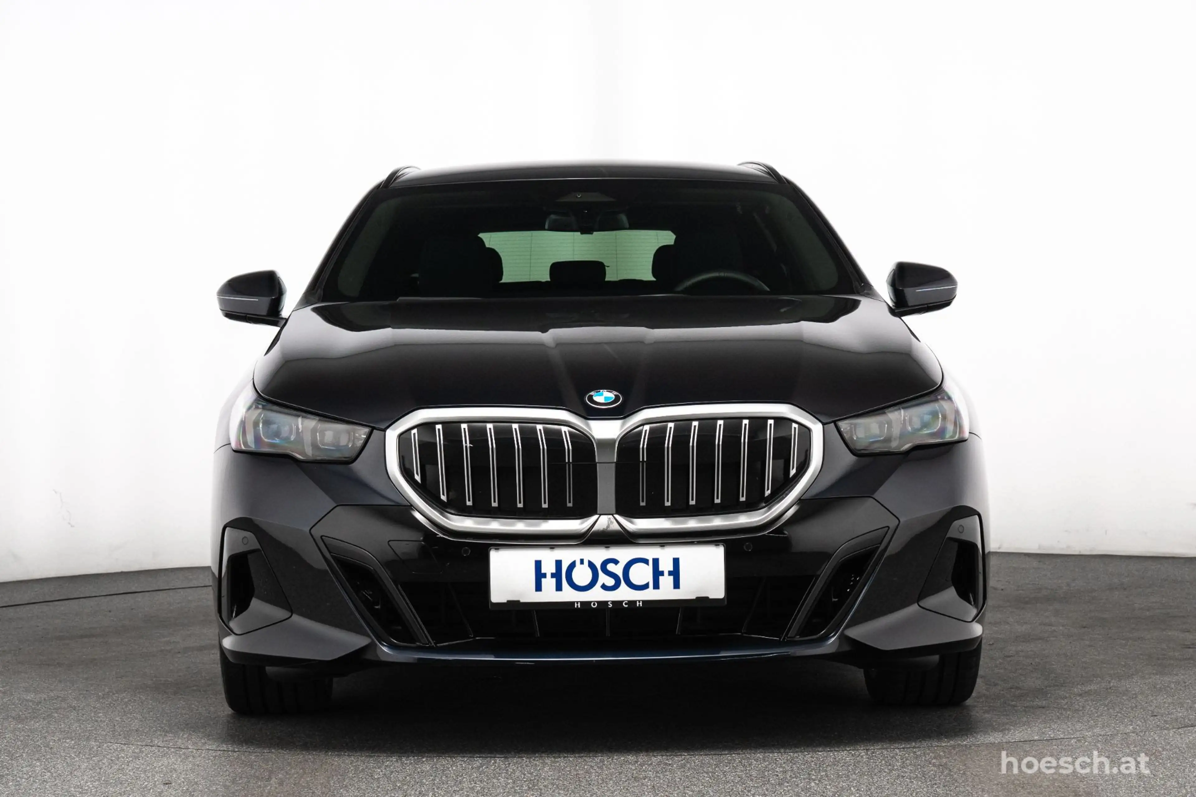 BMW 520 d xDrive Touring M Sport AHK H&K ASSISTANT WIE NEU — photo 2
