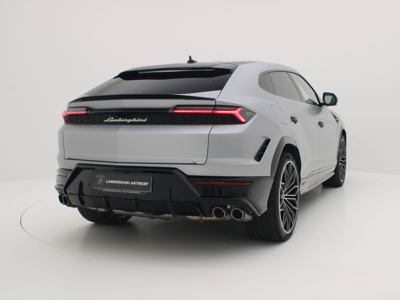 Lamborghini Urus Urus SE - FULL PPF & Akrapovic — photo 11