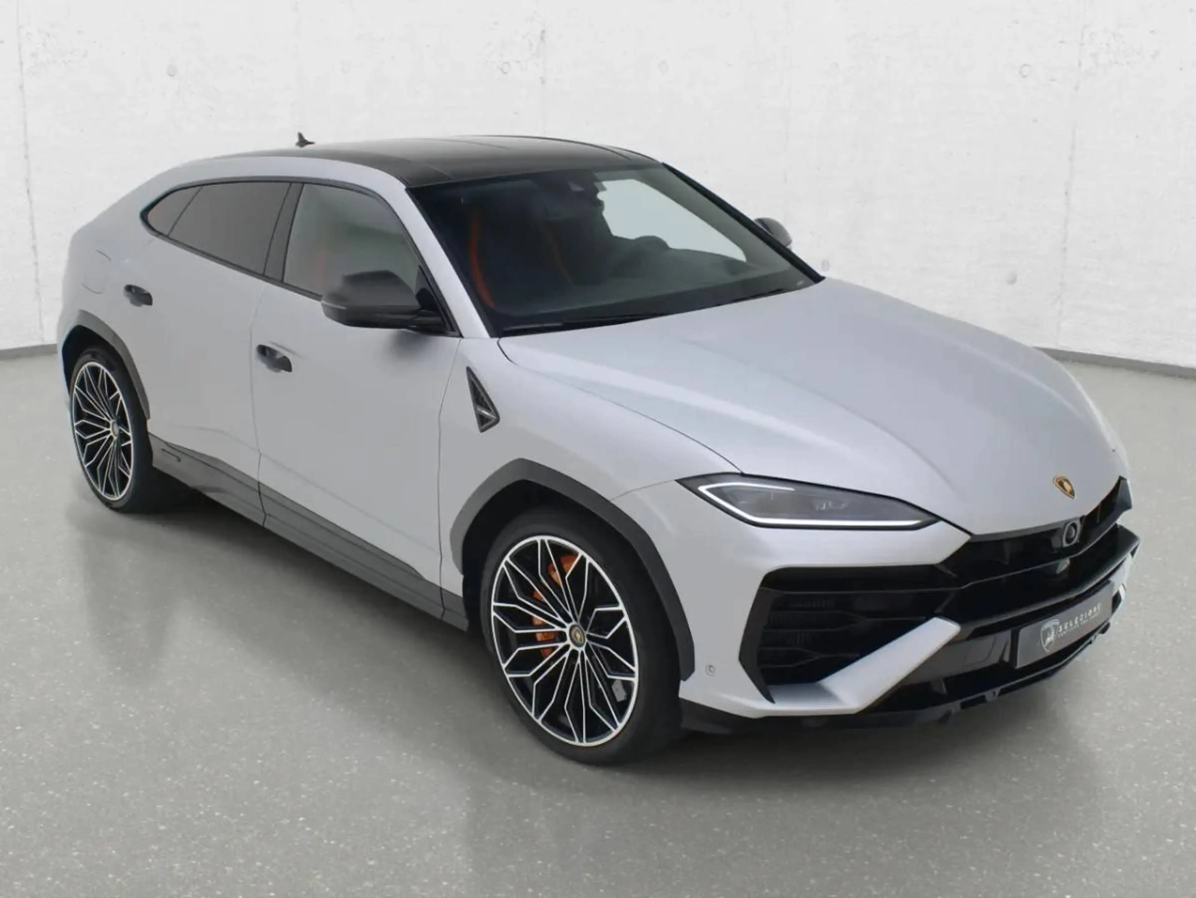 Lamborghini Urus Urus SE - FULL PPF & Akrapovic