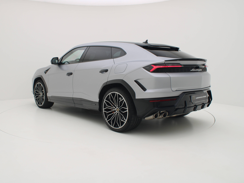 Lamborghini Urus Urus SE - FULL PPF & Akrapovic — photo 3