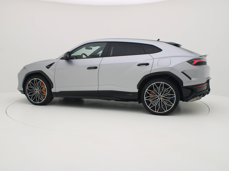 Lamborghini Urus Urus SE - FULL PPF & Akrapovic — photo 9