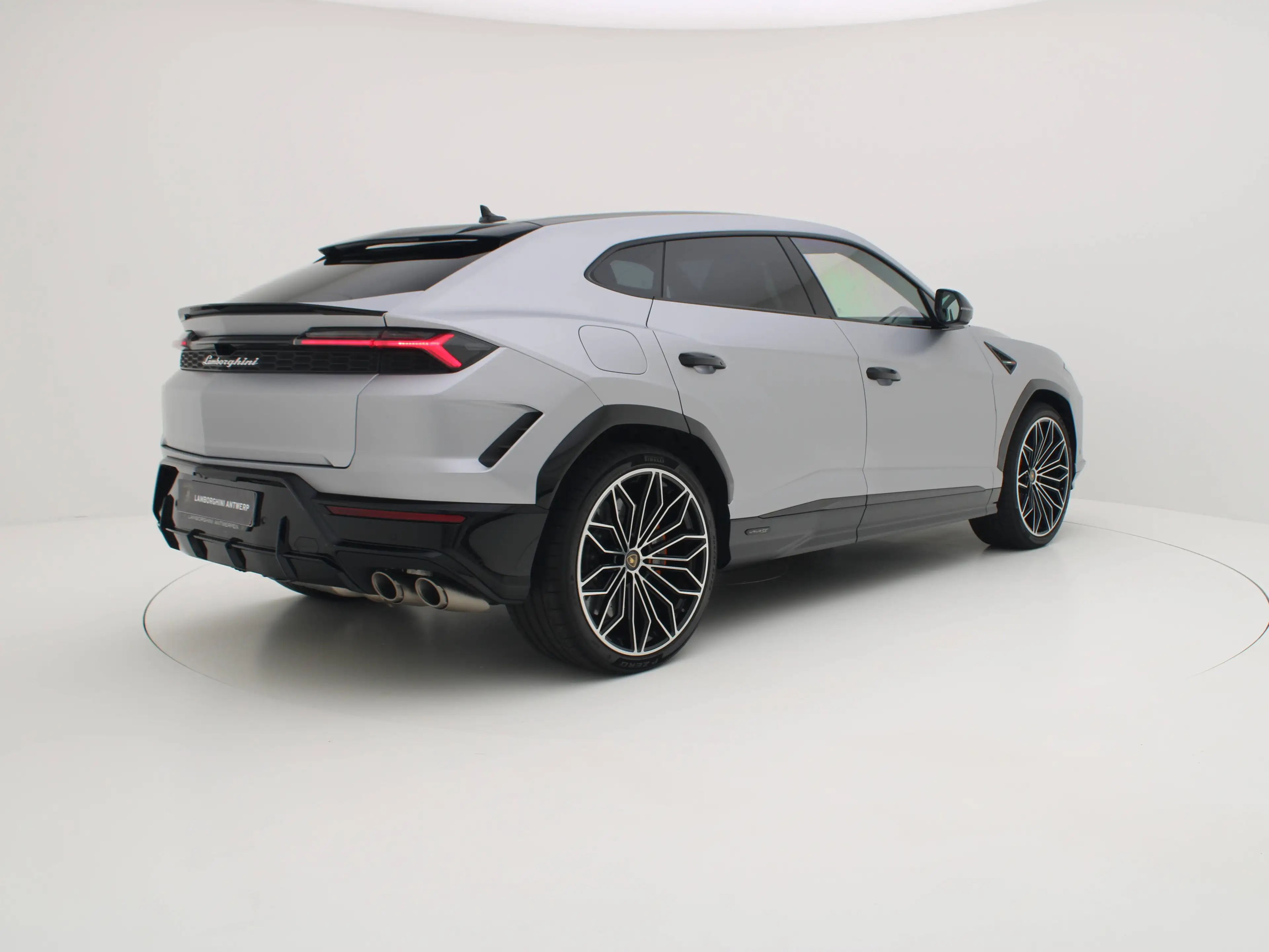 Lamborghini Urus Urus SE - FULL PPF & Akrapovic — photo 6