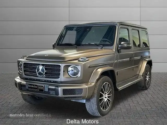 Mercedes-Benz G 400