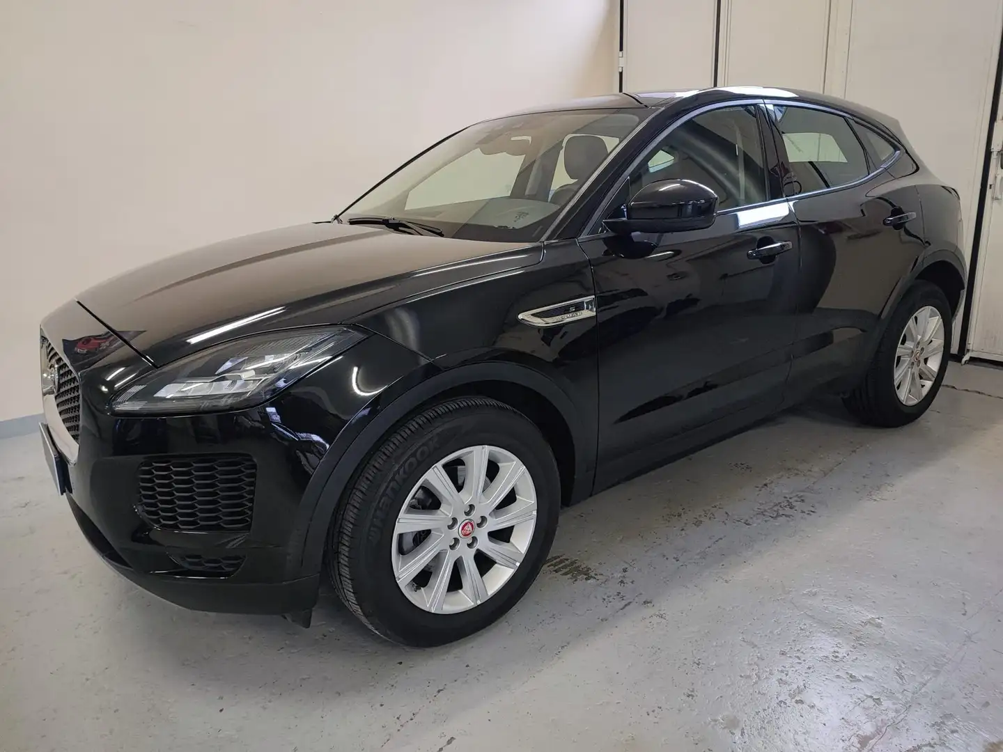 Jaguar E-Pace 2.0d i4 Dynamic S awd 150cv auto my19 Zwart - 1