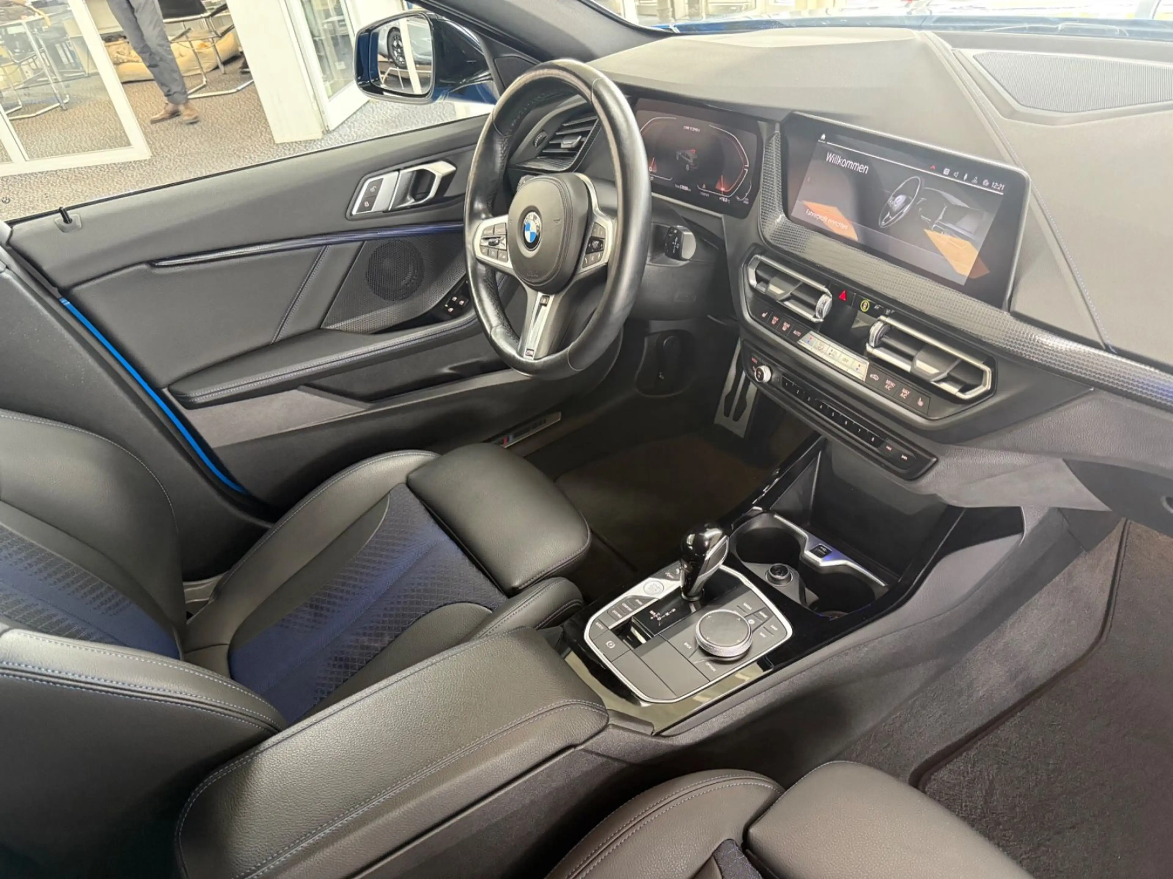 BMW 135 i xDrive Edition Colorvision M performance — photo 7