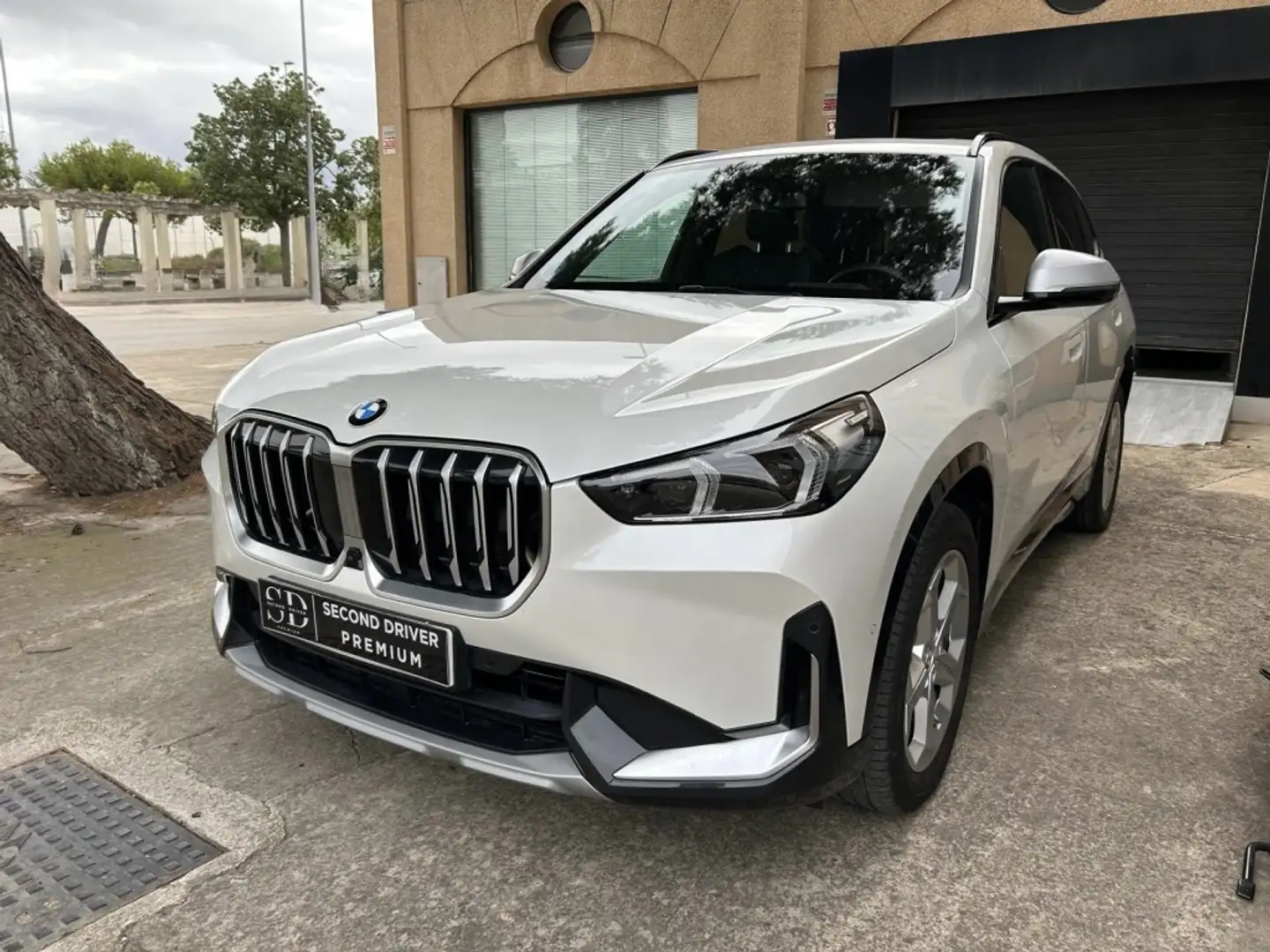 BMW X1 sDrive 18dA xLine Blanco - 2
