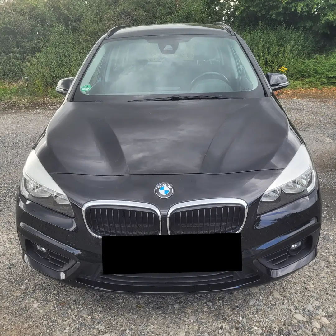BMW 216 216d Gran Tourer Černá - 1