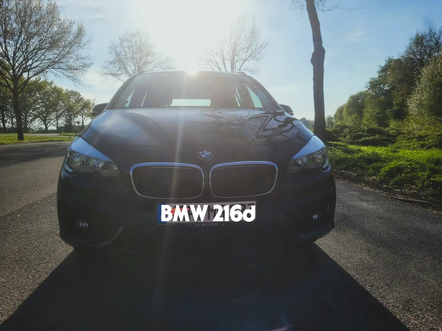 BMW 216 216d Gran Tourer crna - 1