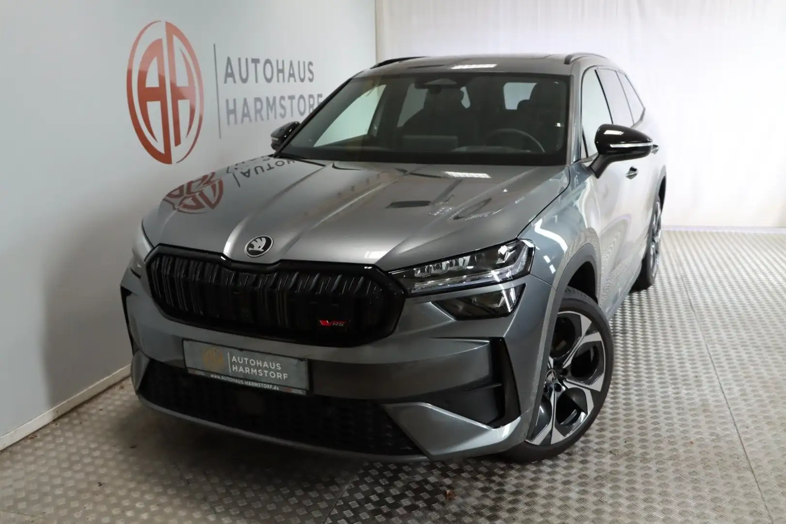 Skoda Kodiaq 2.0 TSI  4x4 RS Pano AHK StHz HeadUp Grau - 1