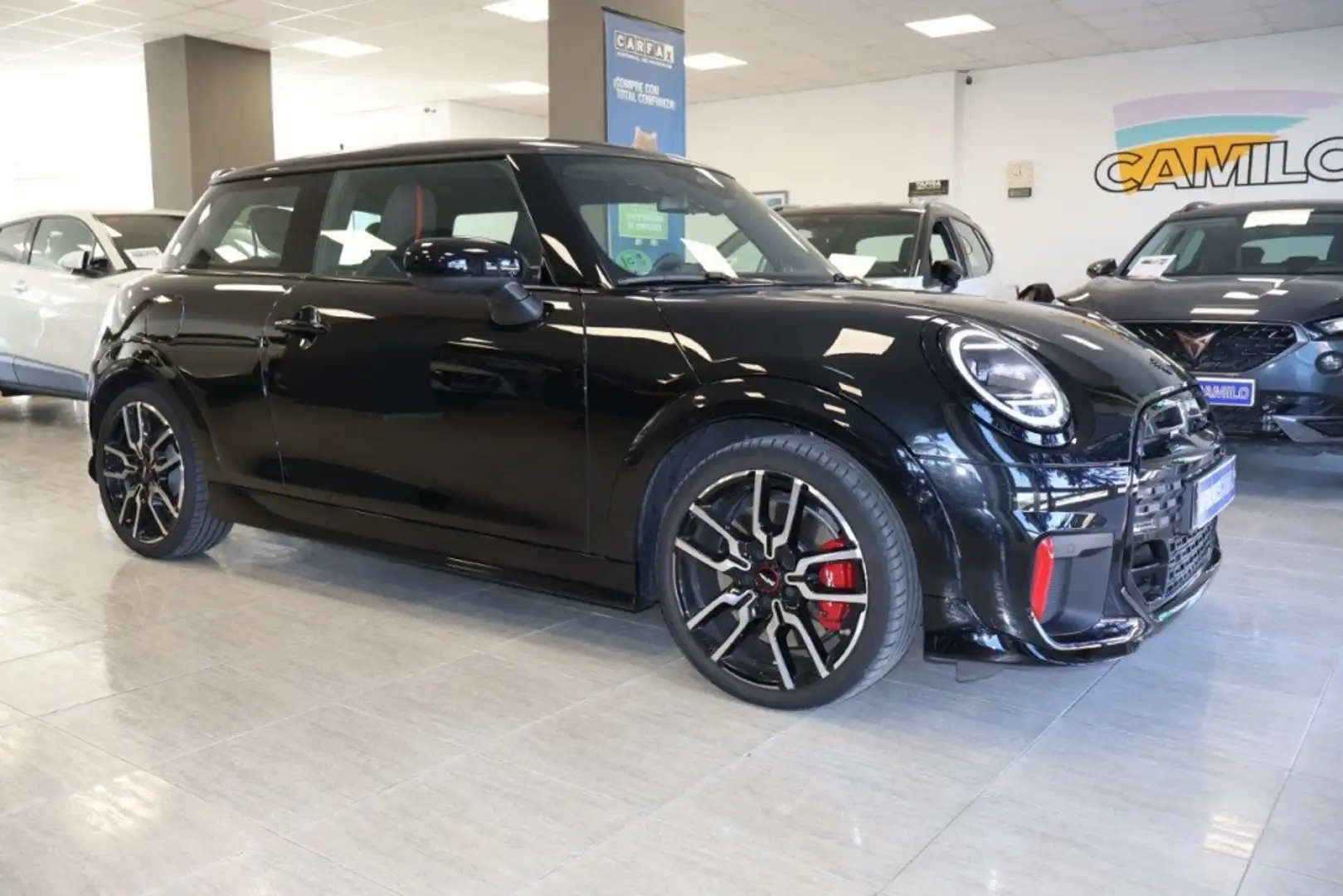 MINI Cooper 3 Puertas JCW Nero - 1