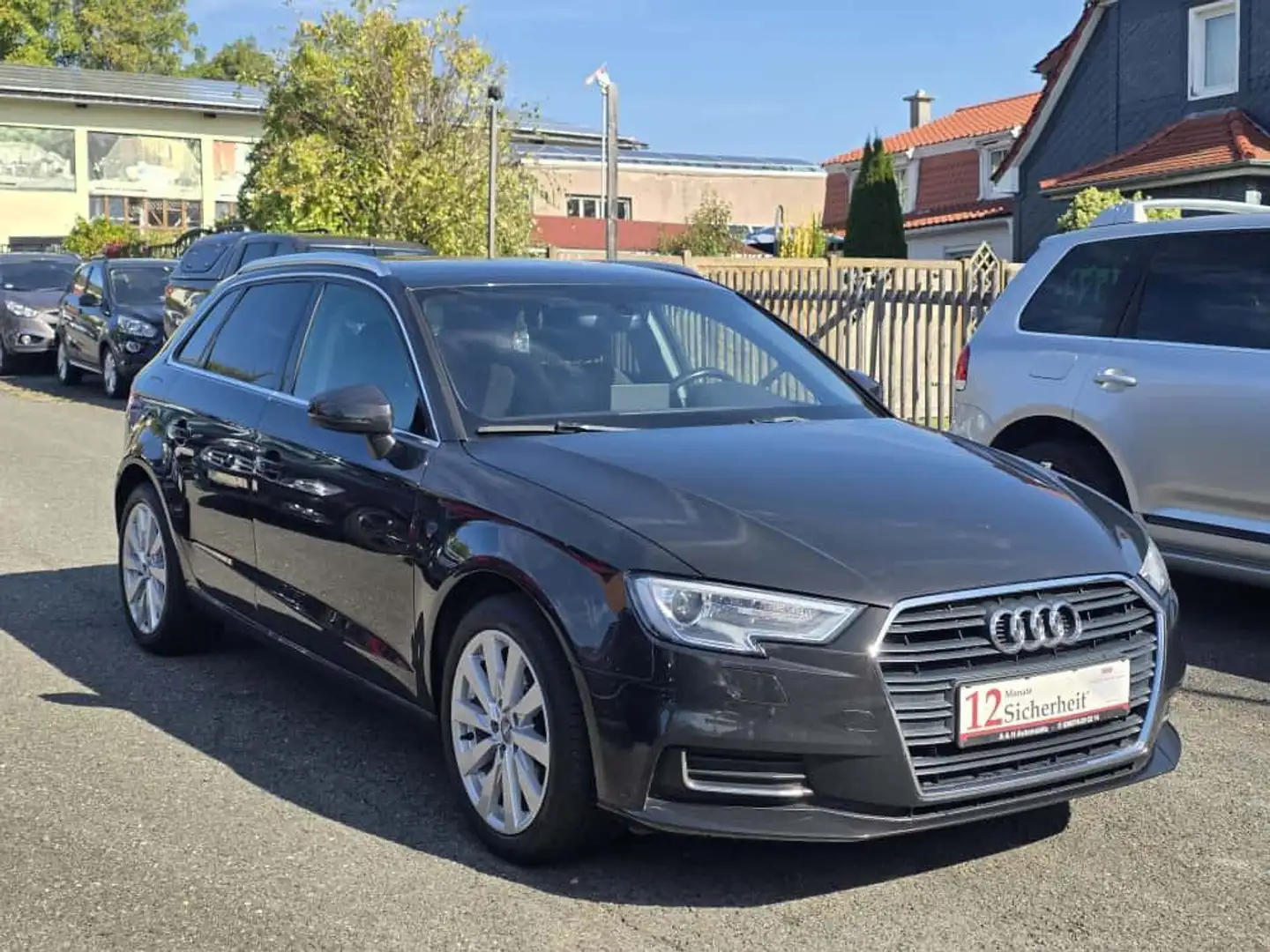 Audi A3 Sportback design-Xenon-Navi-Alcantara Braun - 2