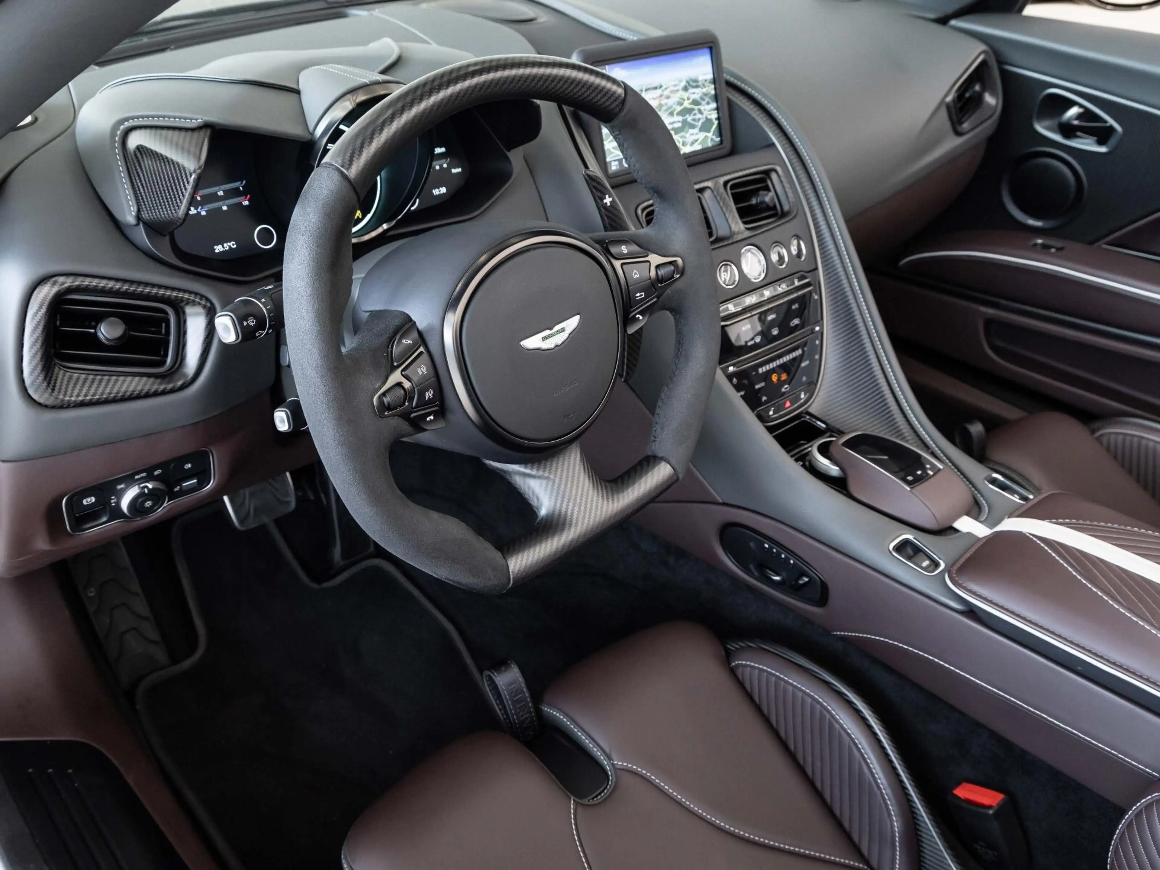 Aston Martin DBS 770 Ultimate Volante von BENTLEY FRANKFURT — photo 7