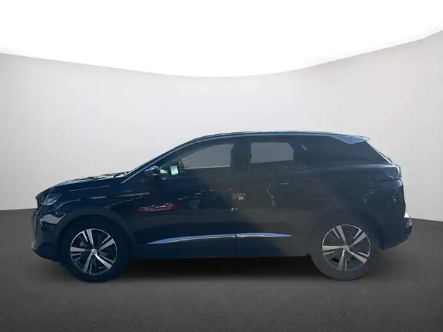 Peugeot 3008 view 4
