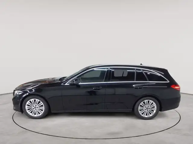 Mercedes-Benz C-Class view 6
