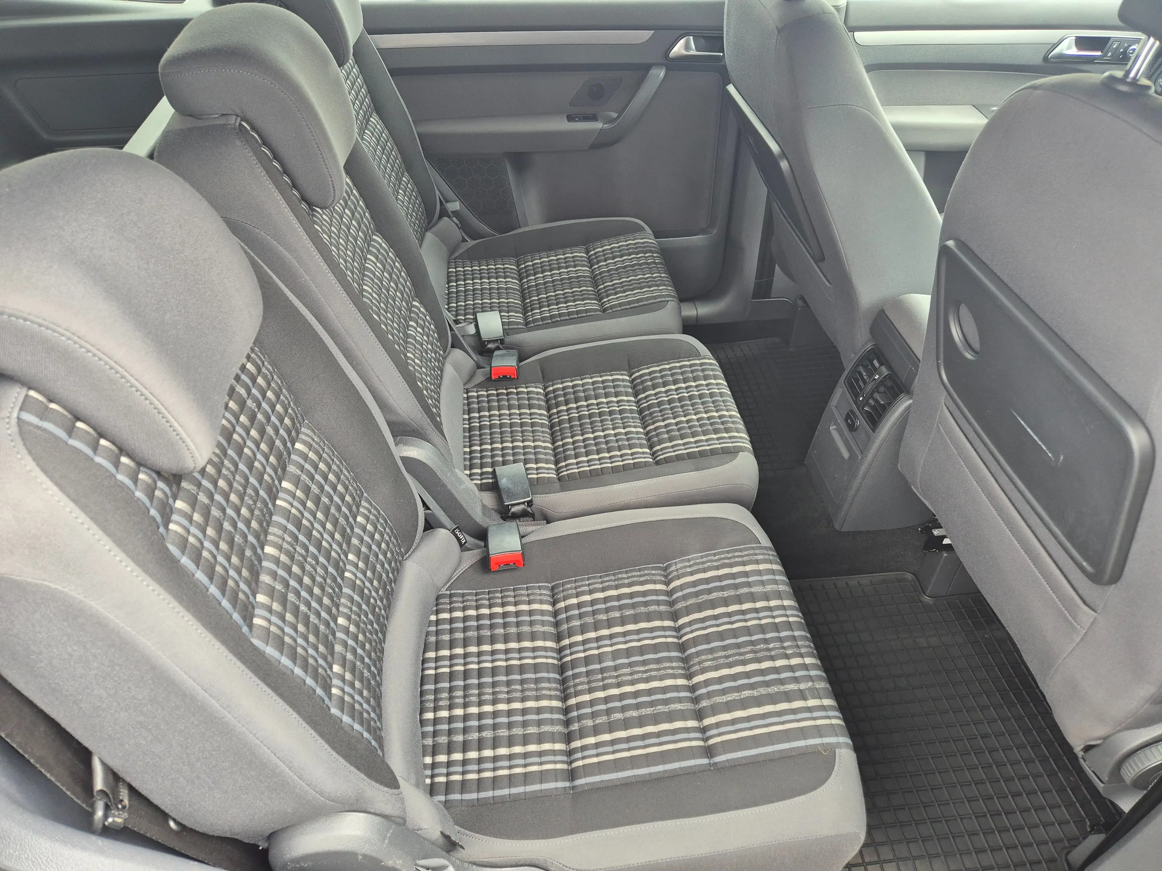 Volkswagen Cross Touran Xenon,SHZ,PDC,AHK,17Zoll, usw... — photo 10