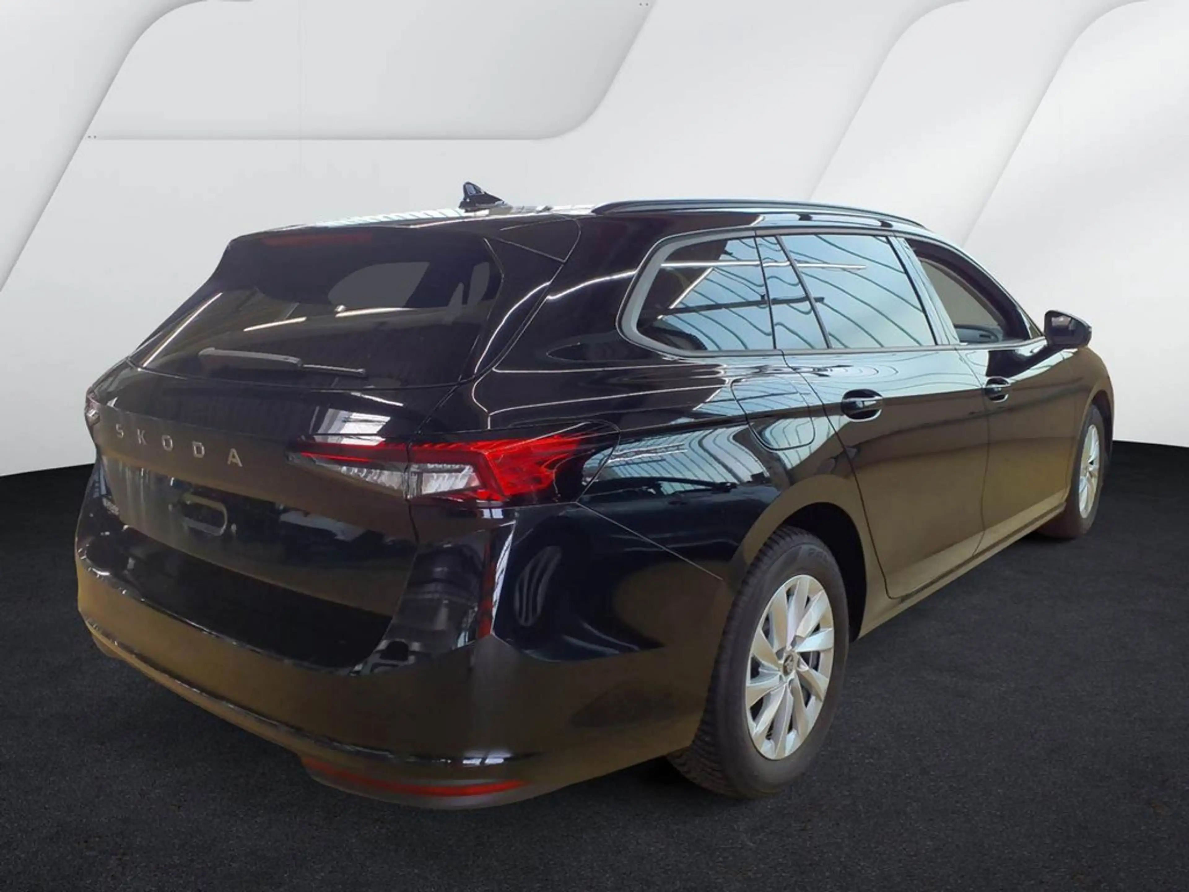 Skoda Superb 2.0 TDI Essence SHZ ACC LED NAVI AHK — photo 3