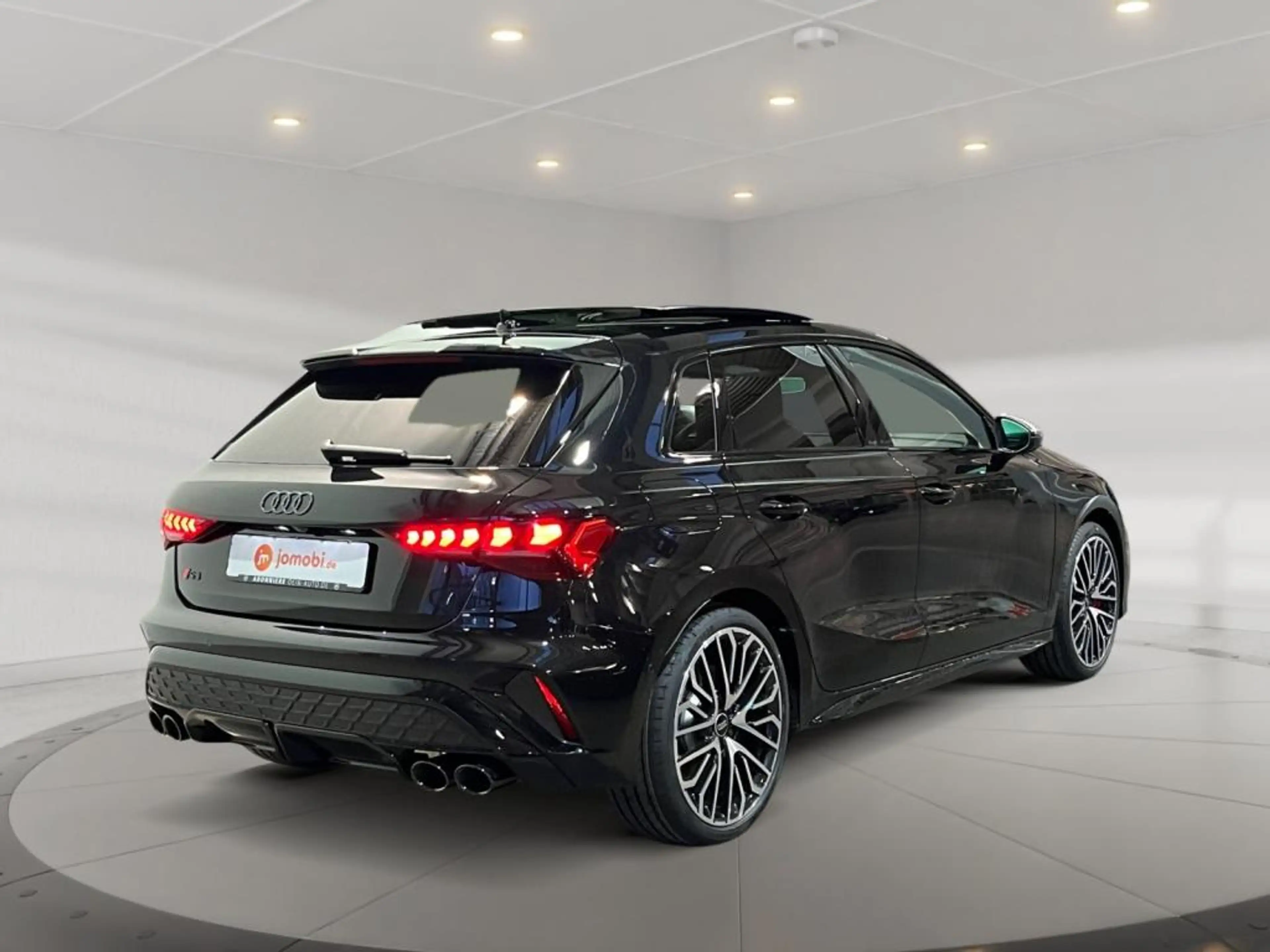 Audi S3 Sportback 2.0 TFSI Fahrassist+HUD+Pano+SHD — photo 4