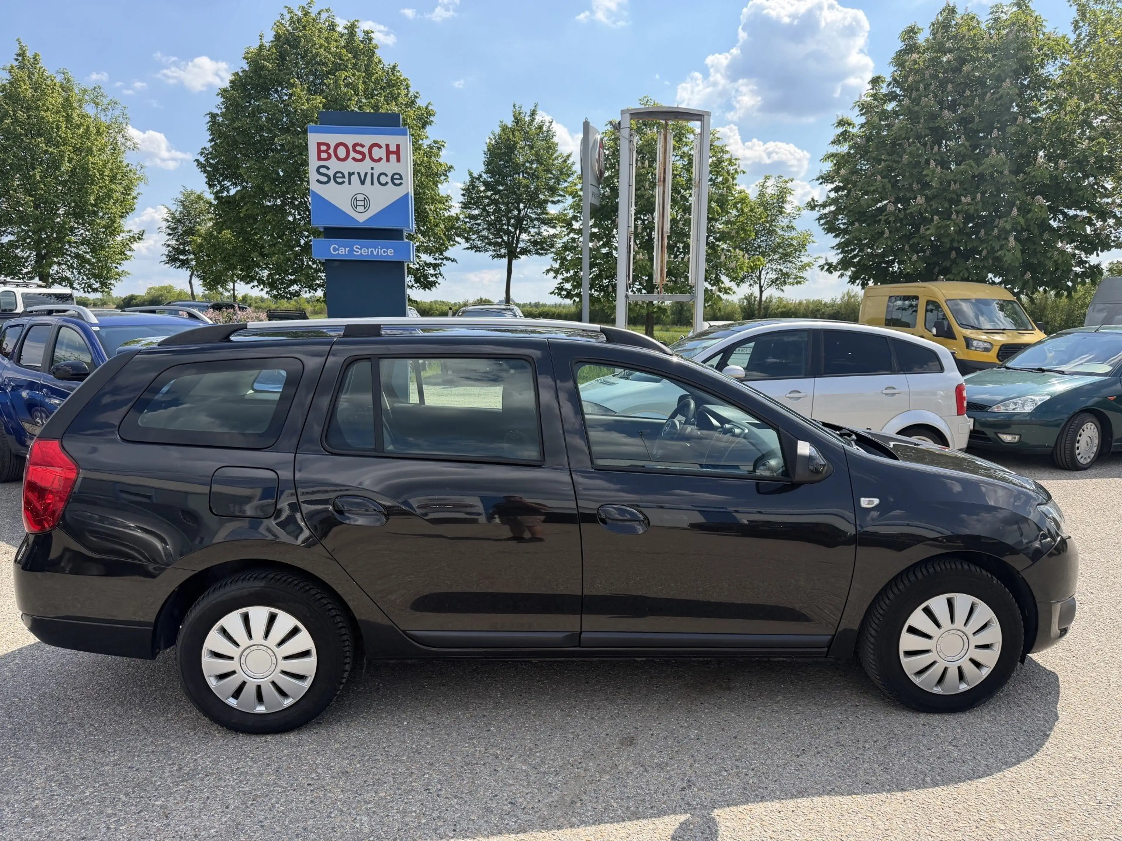 Dacia Logan MCV Supreme dCi *Klima*Navi*guter Zustand* — photo 3