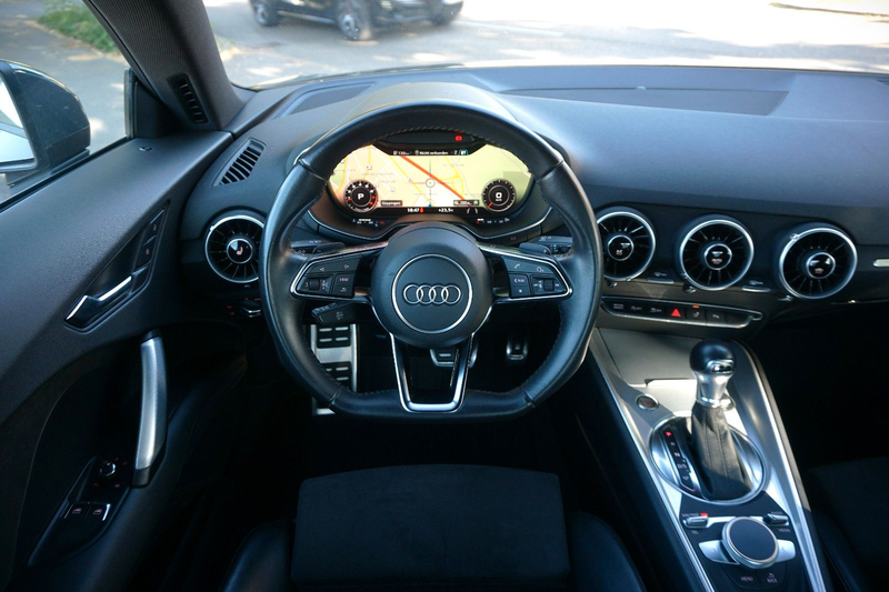 Audi TT Coupe 2.0 TFSI / Matrix-LED / Sportsitze / — photo 13