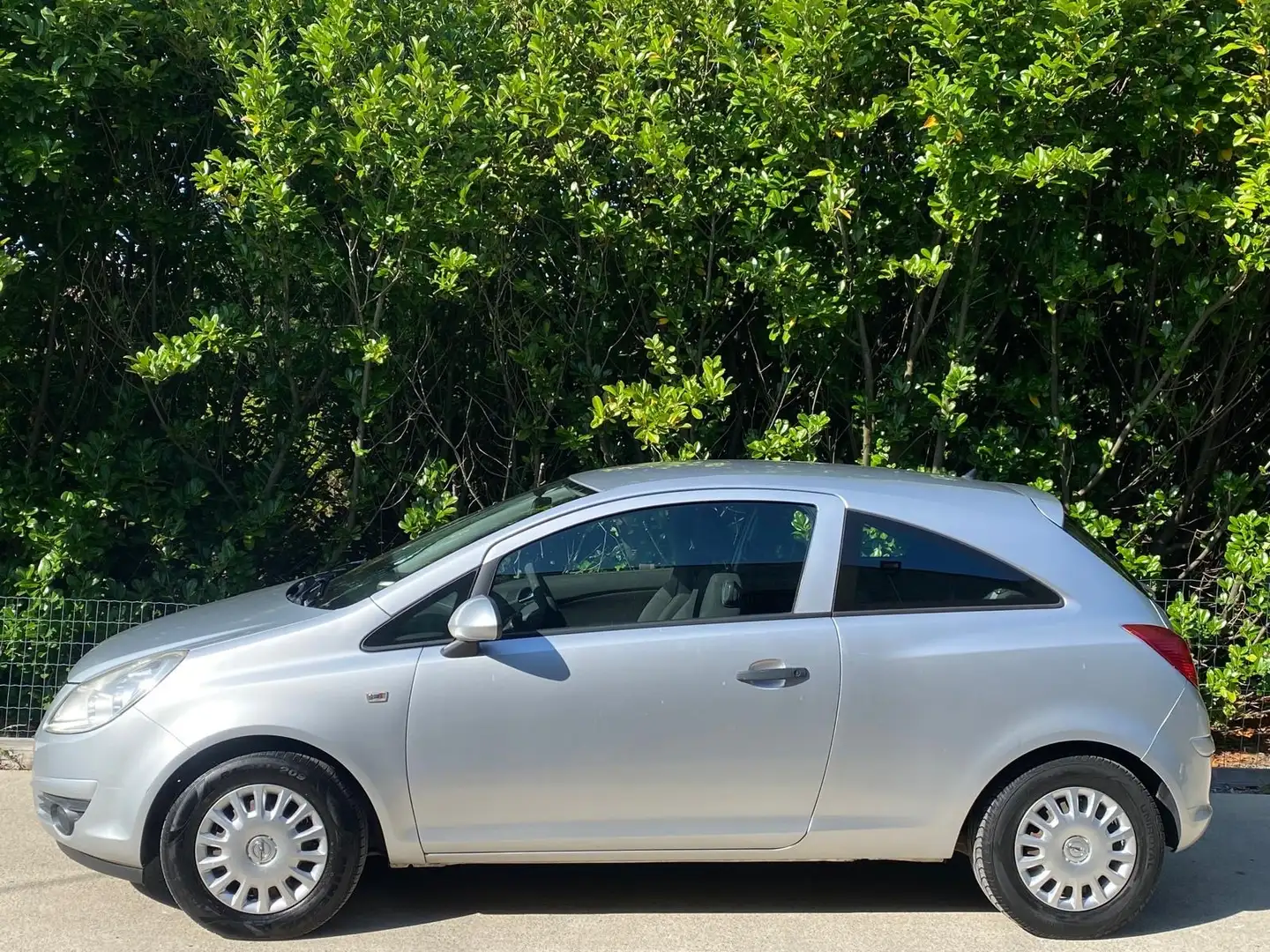Opel Corsa Corsa 1.0i 2009 Airco Petit Prix Ct Ok A voir !! Szary - 2