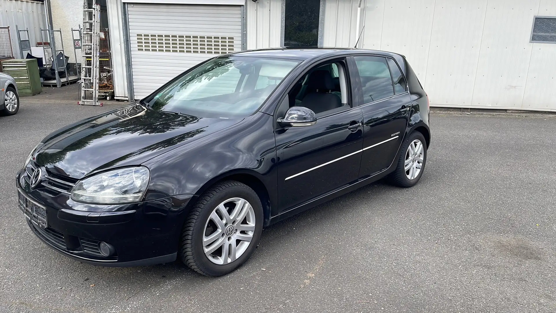 Volkswagen Golf Edition Klimaautomatik Sitzheizung Negro - 2