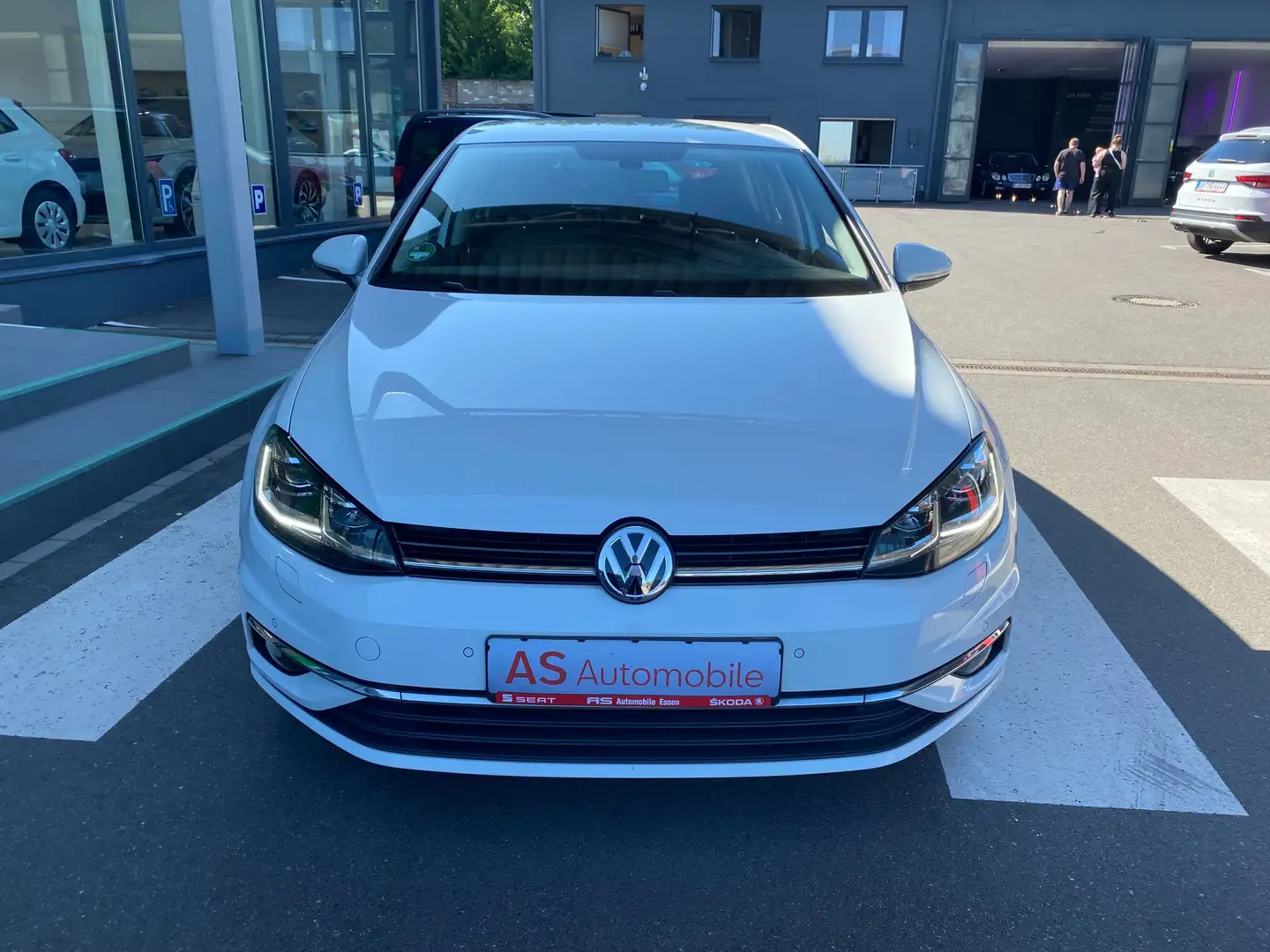 Volkswagen Golf Highline mit NAVI, PDC v+h Bianco - 2