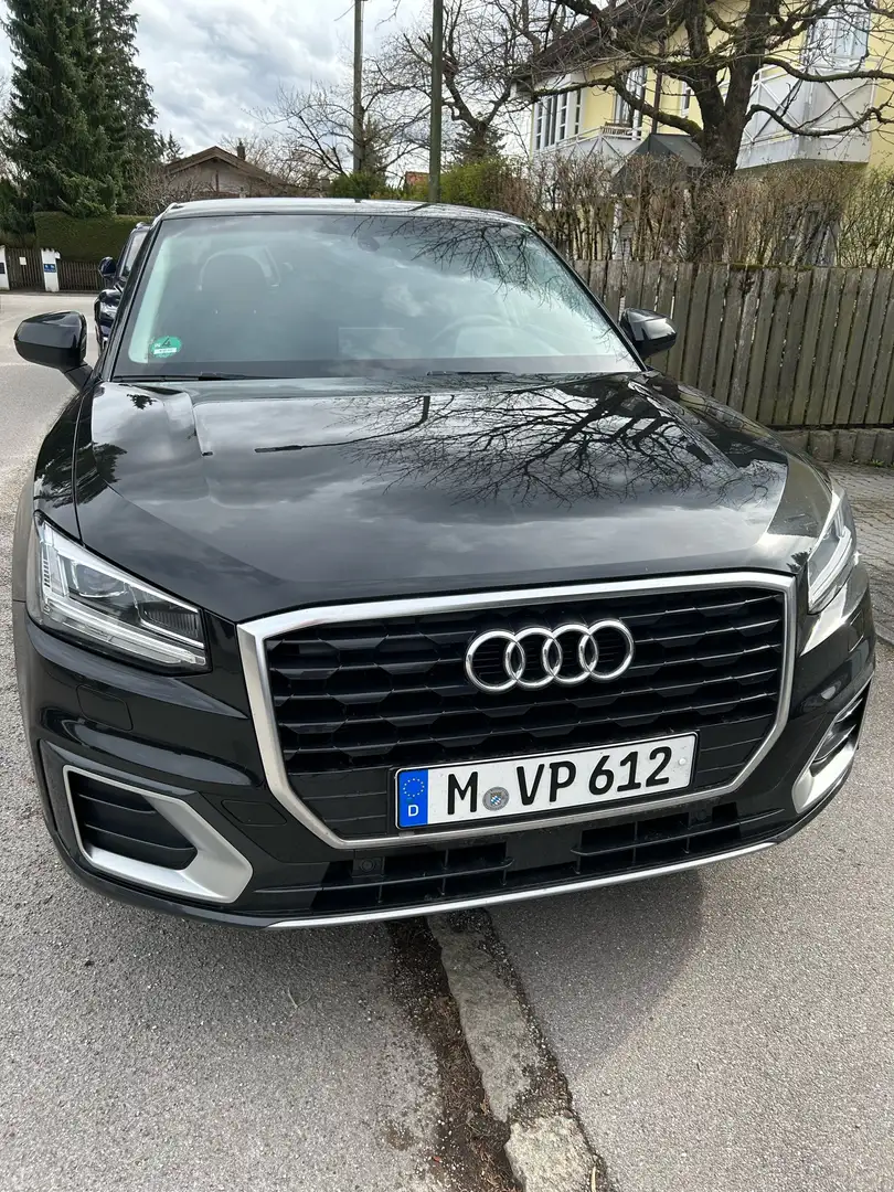 Audi Q2 1.0 TFSI ultra design Schwarz - 1