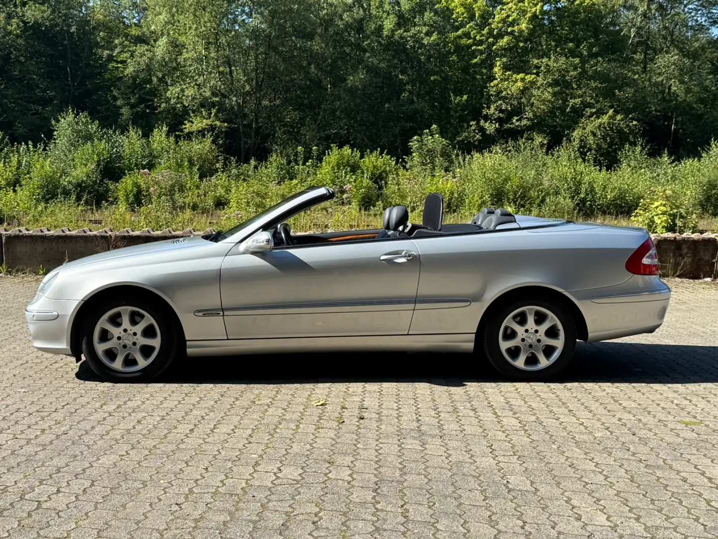 Mercedes-Benz CLK 200 Cabrio CLK 200 Kompressor 131TKM TOP Zustand Silber - 2