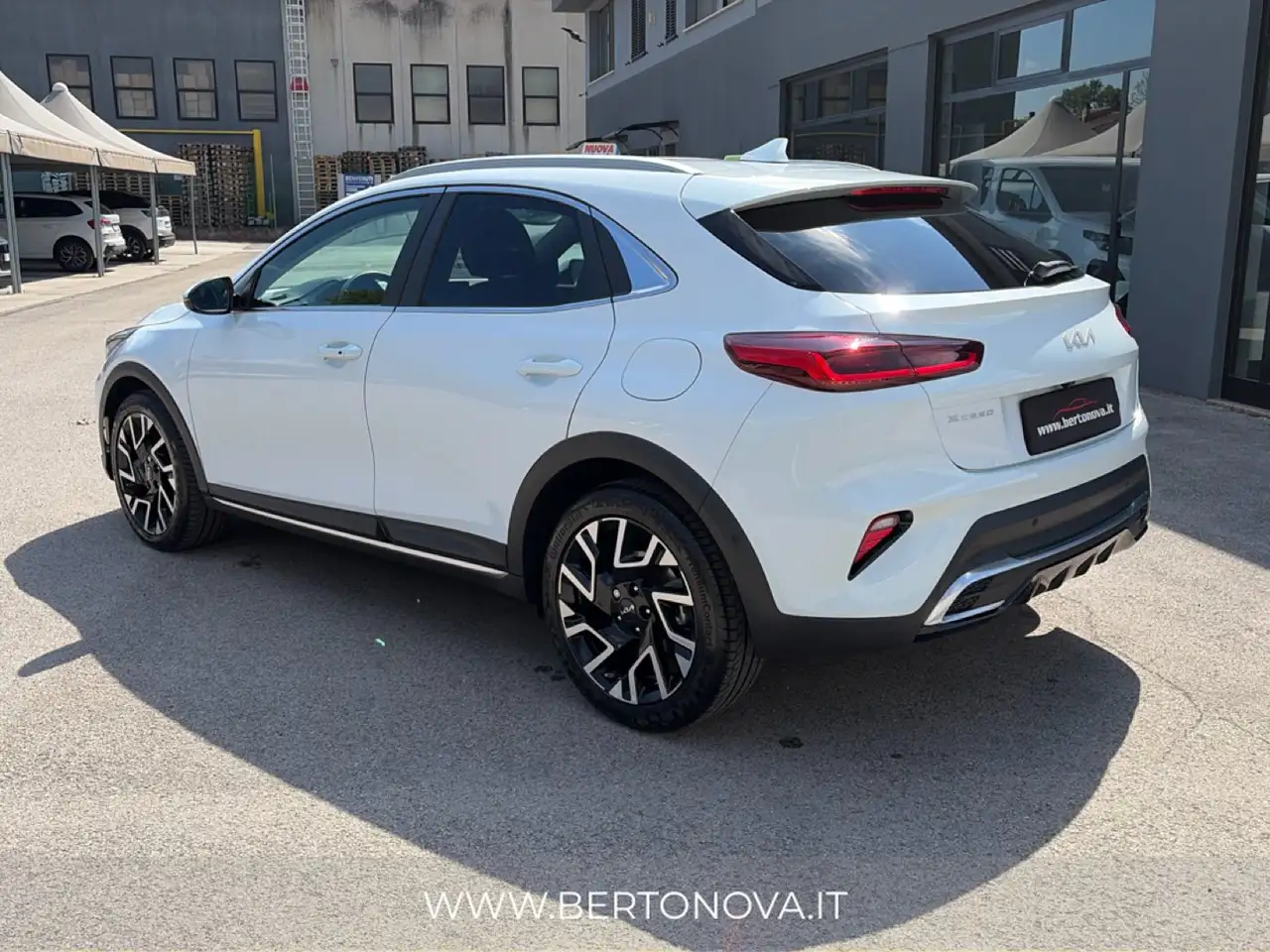 Kia XCeed 1.6 CRDi 136 CV MHEV DCT Business 3