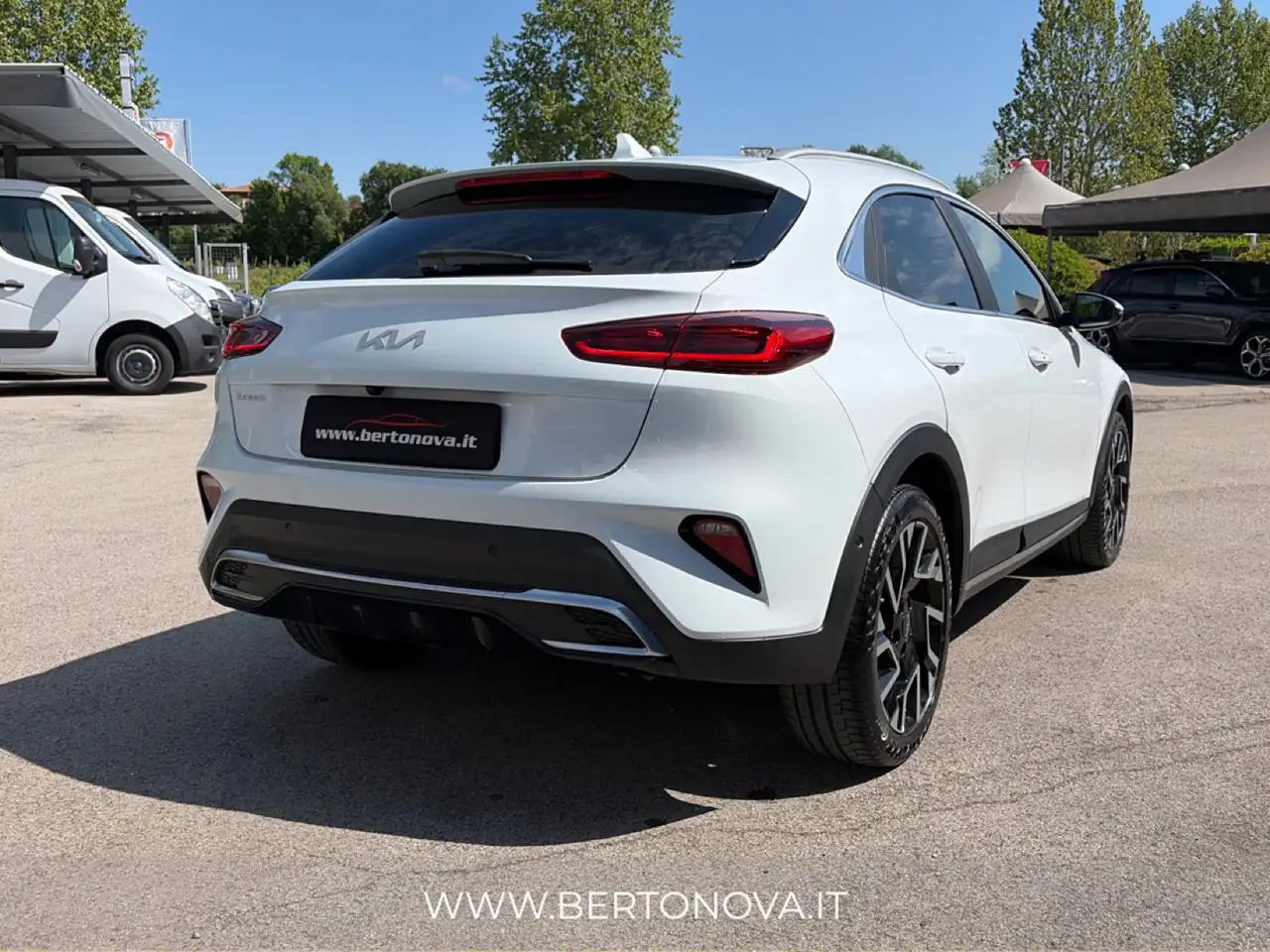 Kia XCeed 1.6 CRDi 136 CV MHEV DCT Business 4