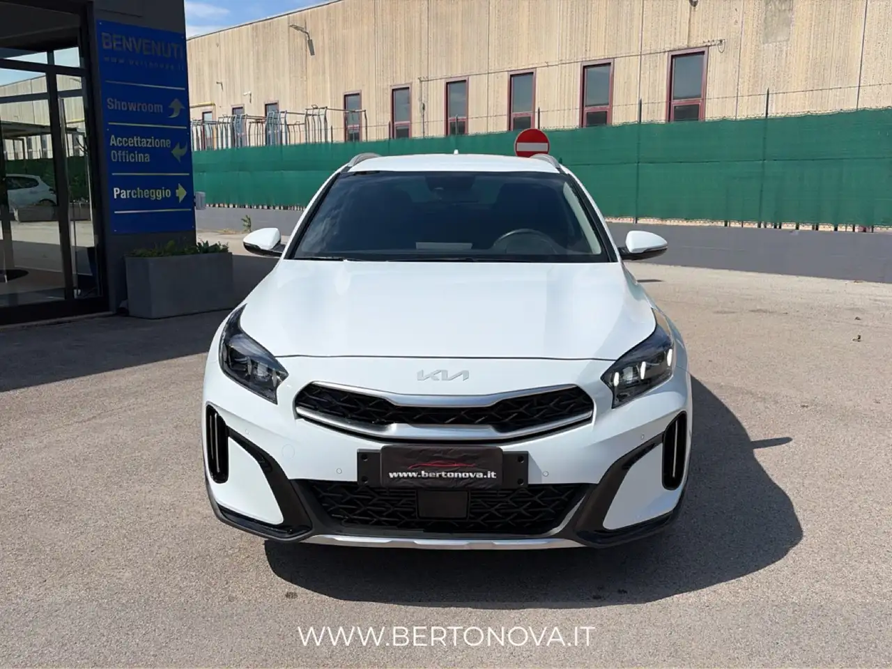 Kia XCeed 1.6 CRDi 136 CV MHEV DCT Business 6