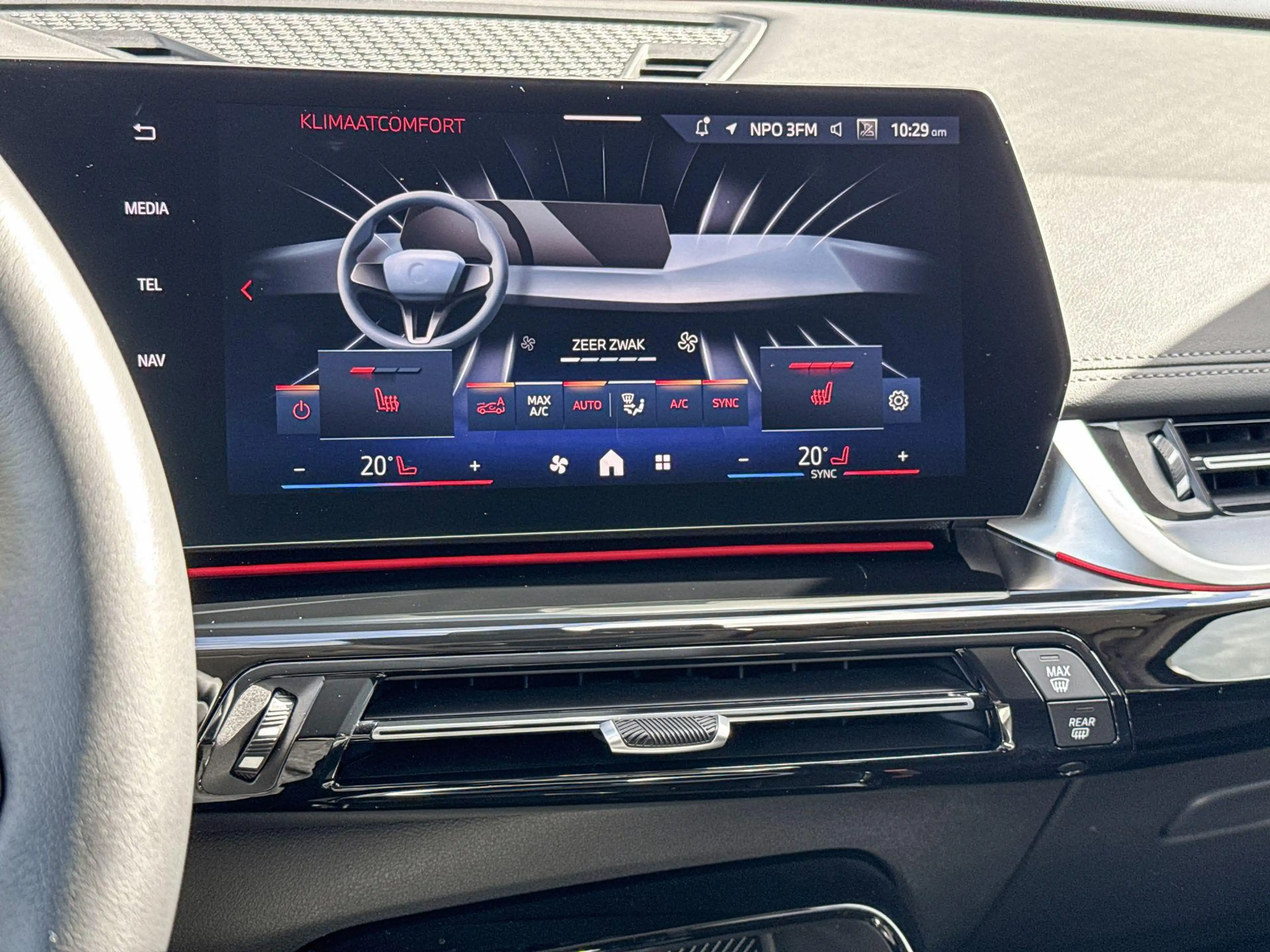BMW iX1 eDrive20 Pure Edition 67 kWh — photo 23