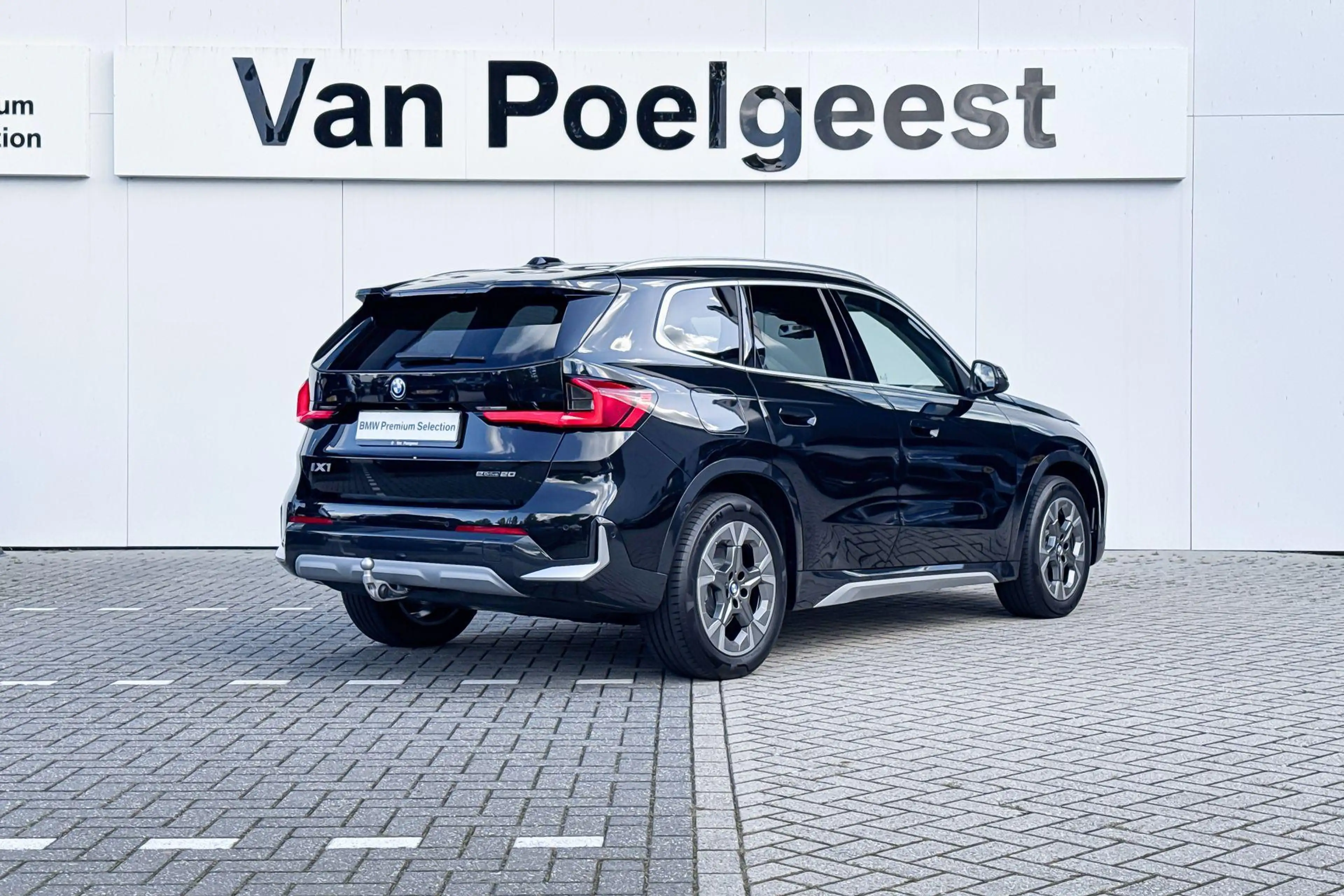 BMW iX1 eDrive20 Pure Edition 67 kWh — photo 4