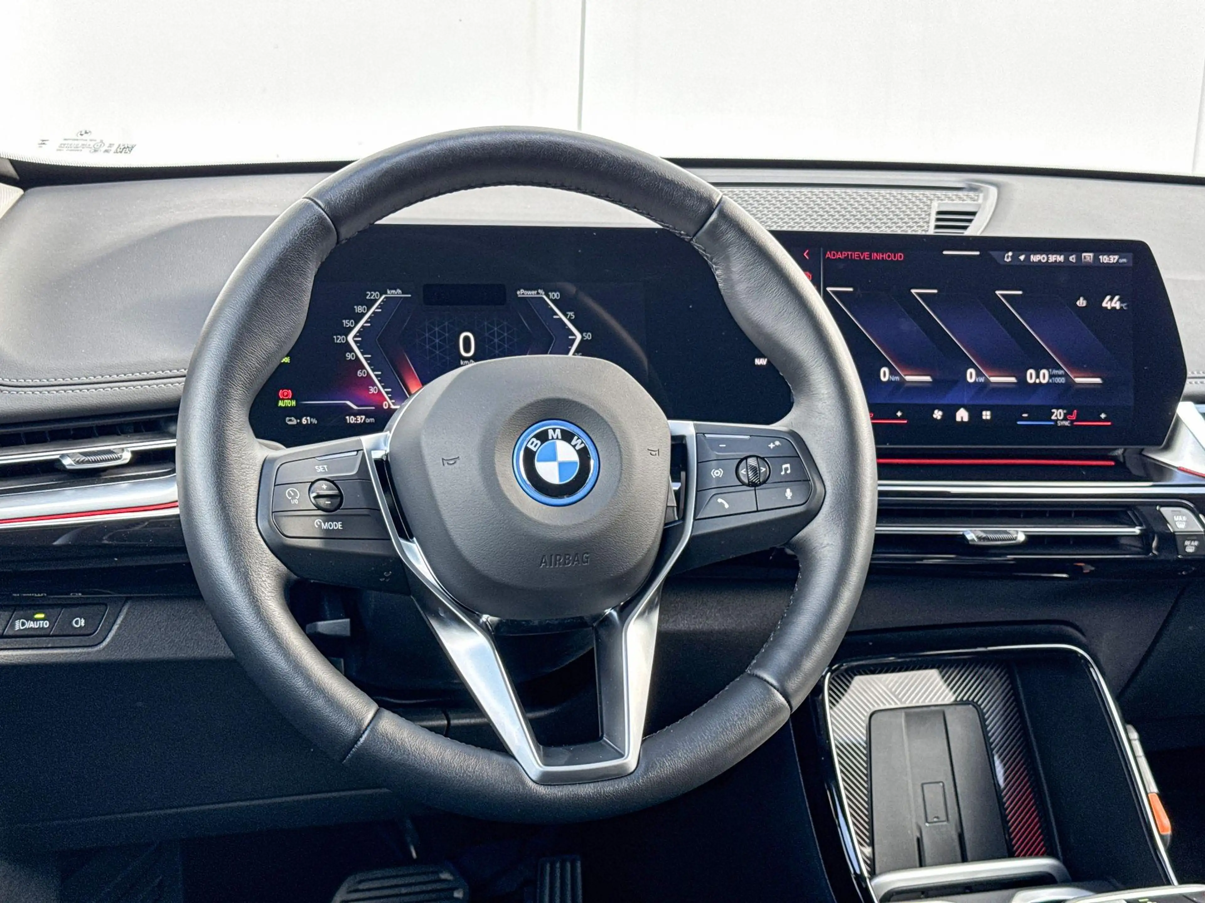 BMW iX1 eDrive20 Pure Edition 67 kWh — photo 14
