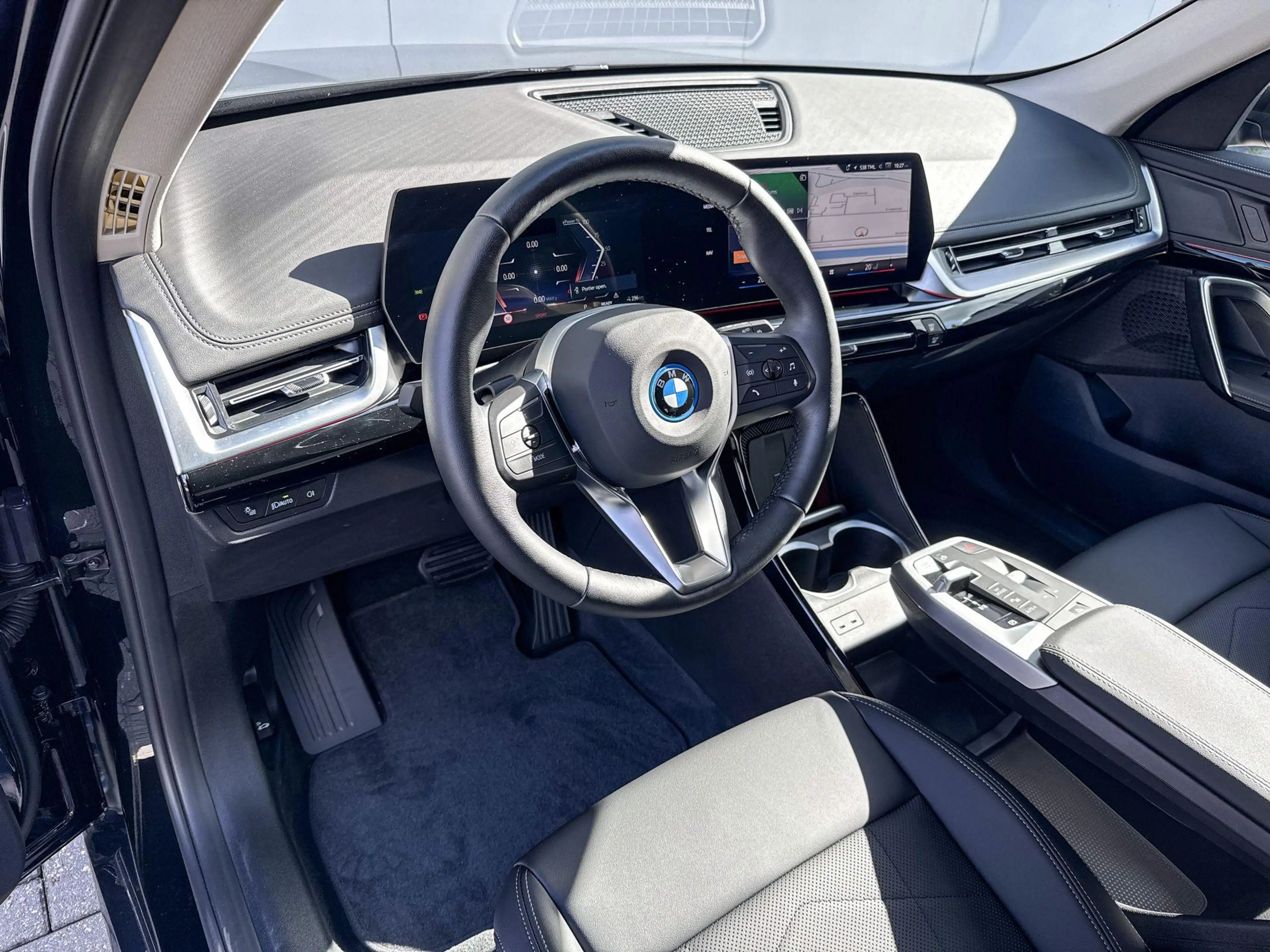 BMW iX1 eDrive20 Pure Edition 67 kWh — photo 5