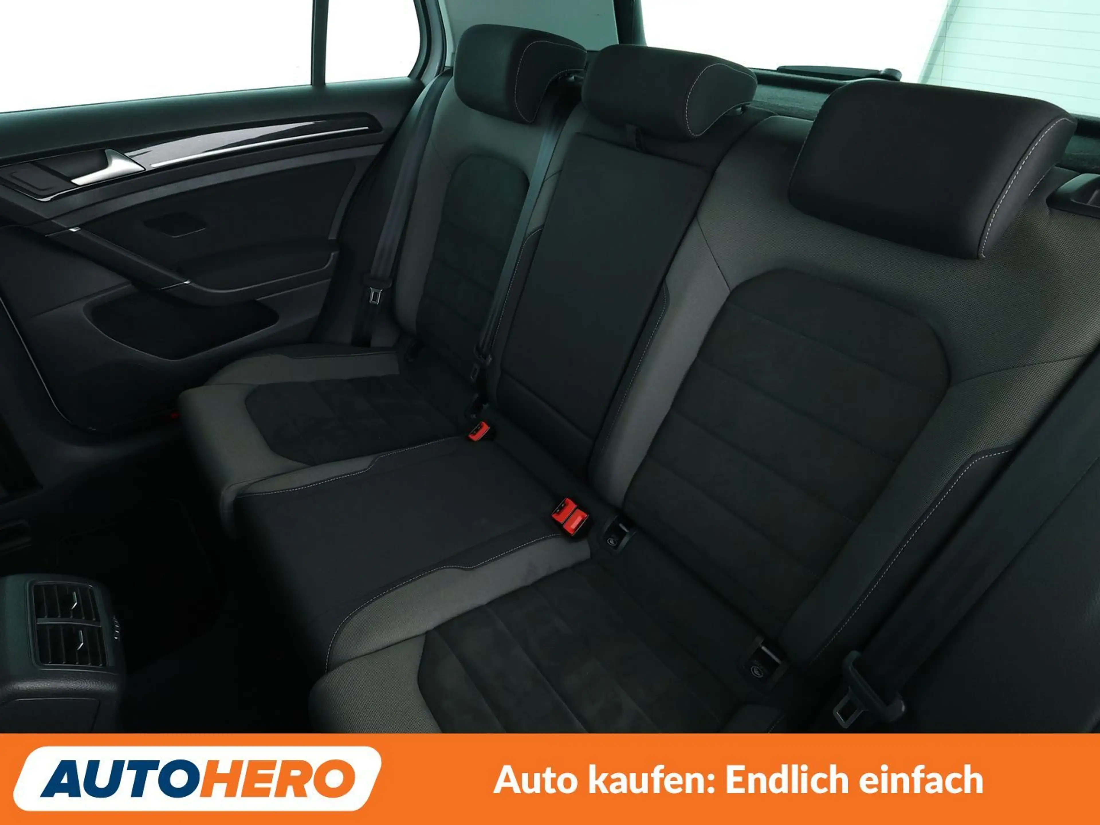 Volkswagen Golf 1.4 TSI Highline BlueMotion Tech *LED*PDC*SHZ* — photo 14