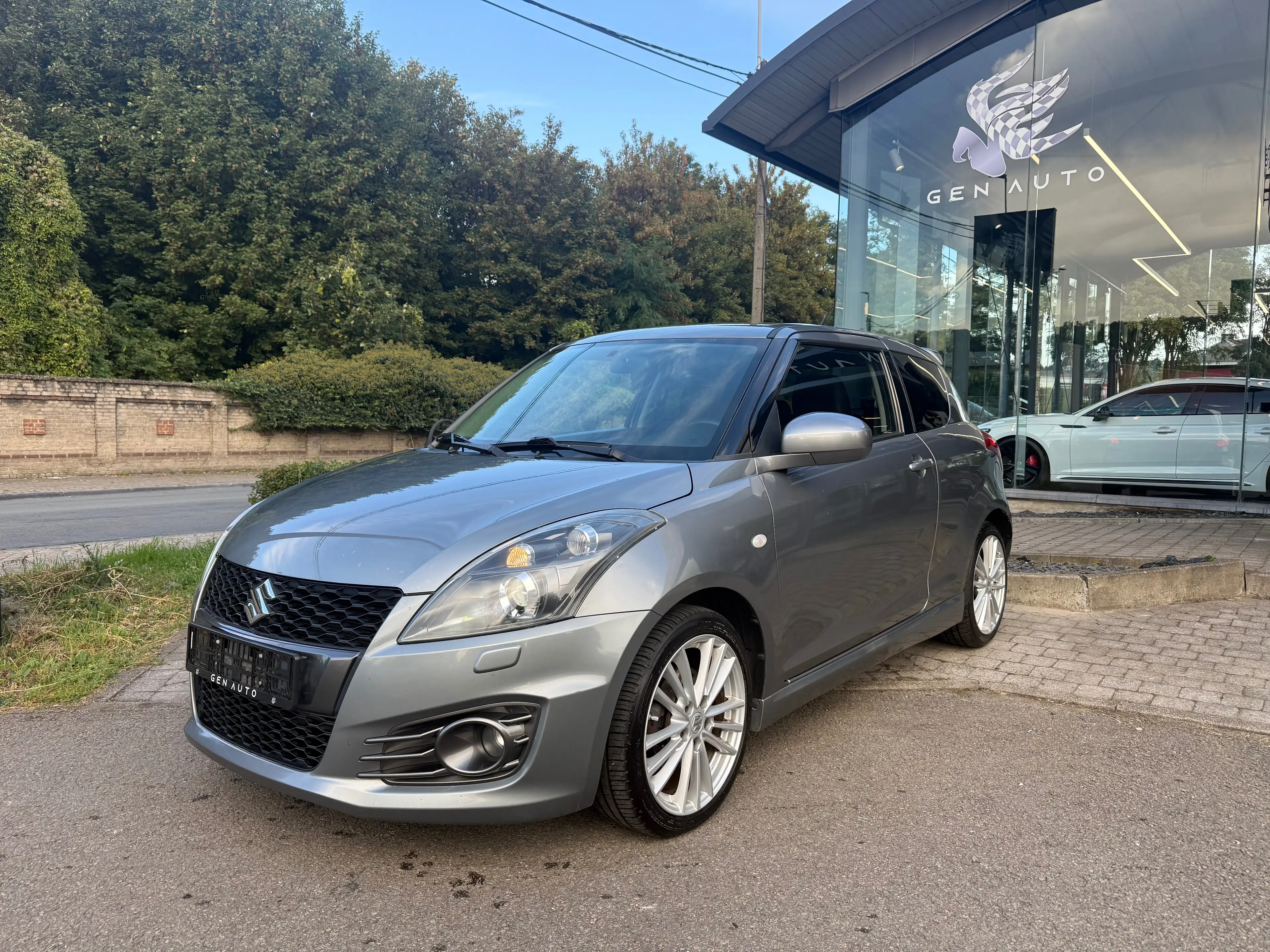 Suzuki Swift Sport 1.6i Xenon Airco Cruise Control Bluetooth * 12 MOIS GARANTIE * — photo 3