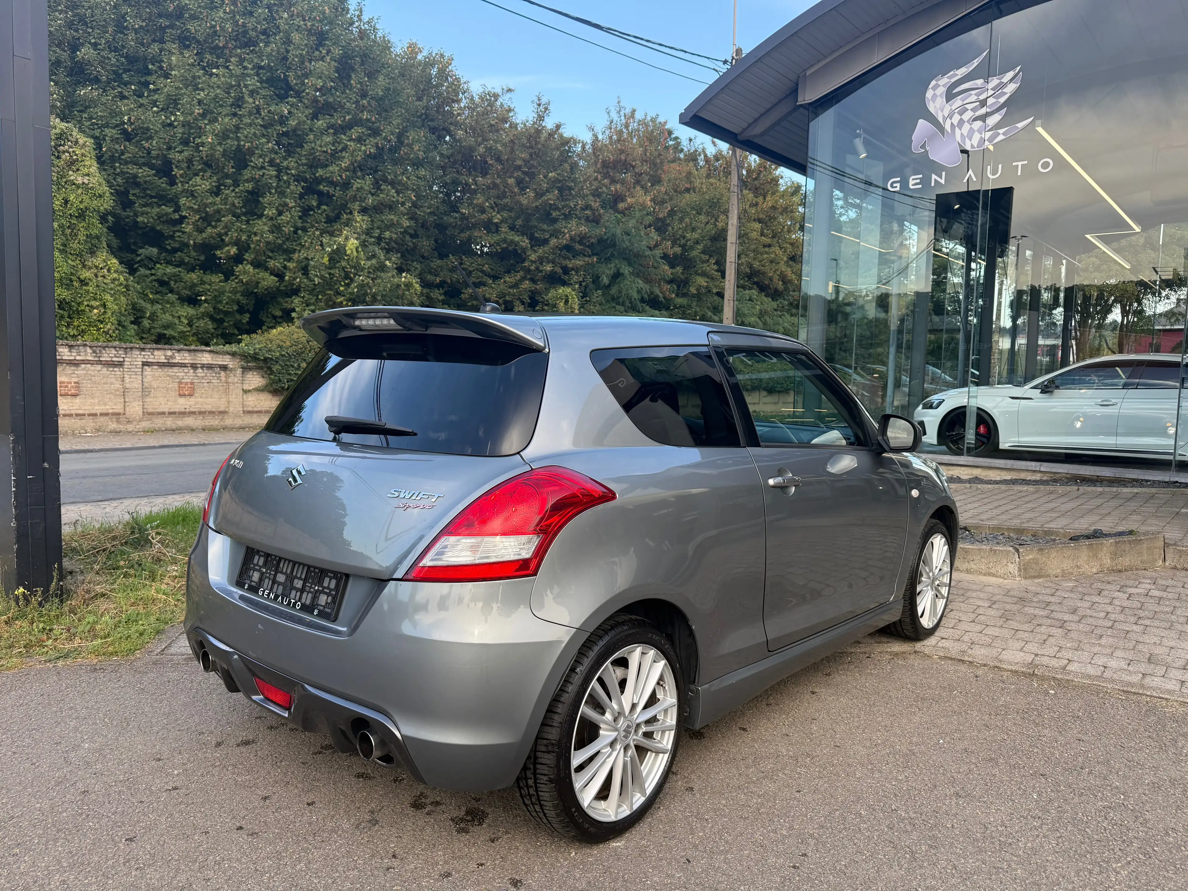 Suzuki Swift Sport 1.6i Xenon Airco Cruise Control Bluetooth * 12 MOIS GARANTIE * — photo 5