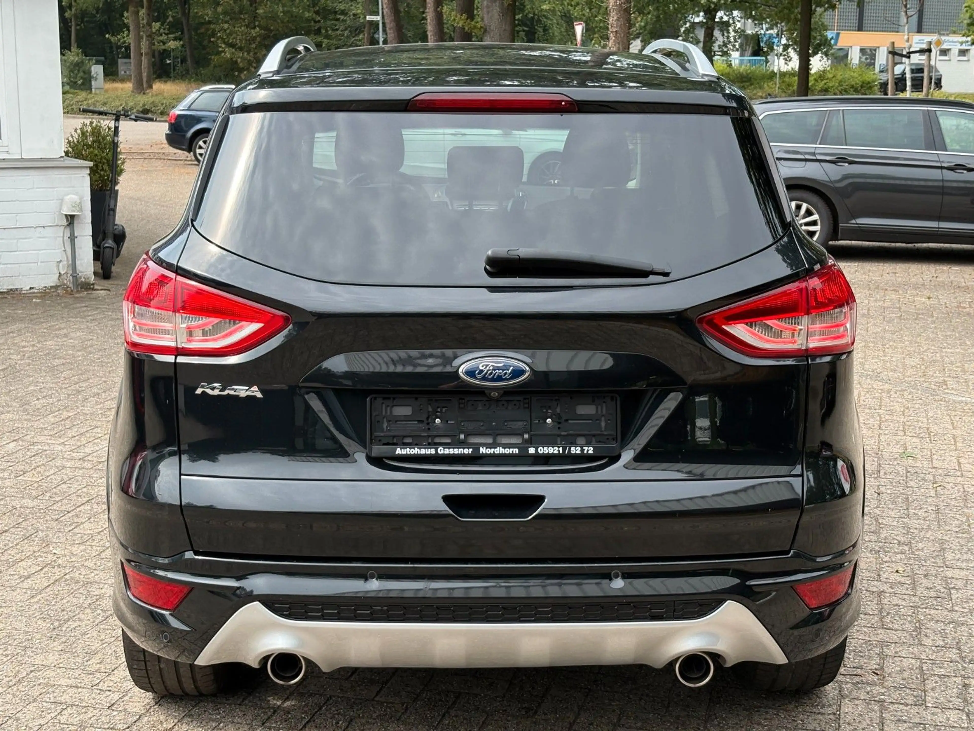 Ford Kuga Individual 4x4 132kw  *PANOR*KEYLESS*AHK* — photo 6