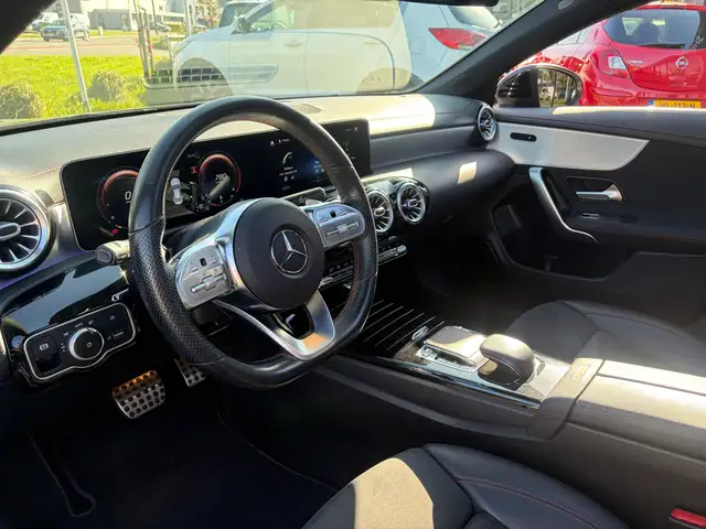 Mercedes-Benz CLA view 7