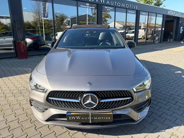 Mercedes-Benz CLA view 6