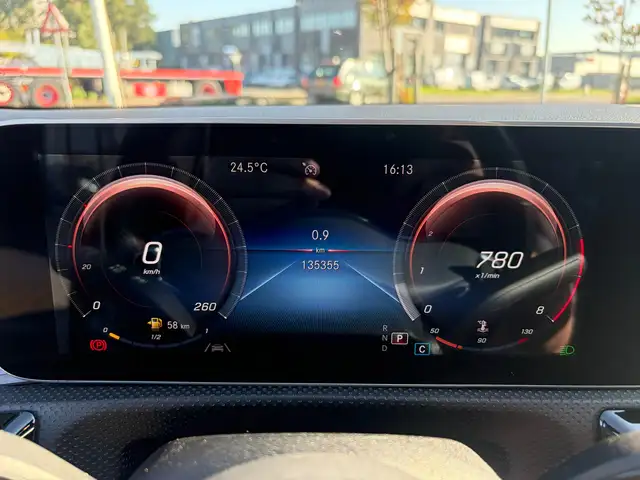 Mercedes-Benz CLA view 10