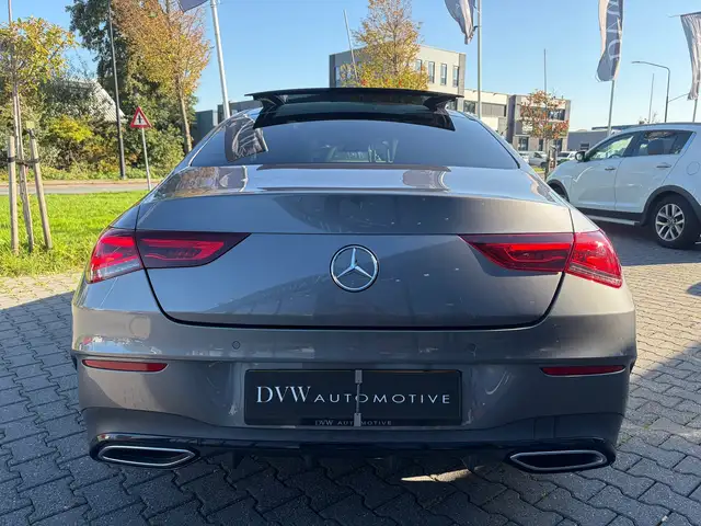 Mercedes-Benz CLA view 3
