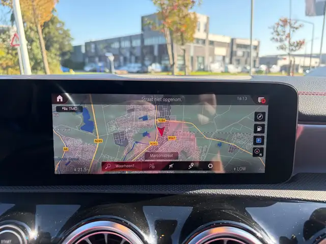 Mercedes-Benz CLA view 13
