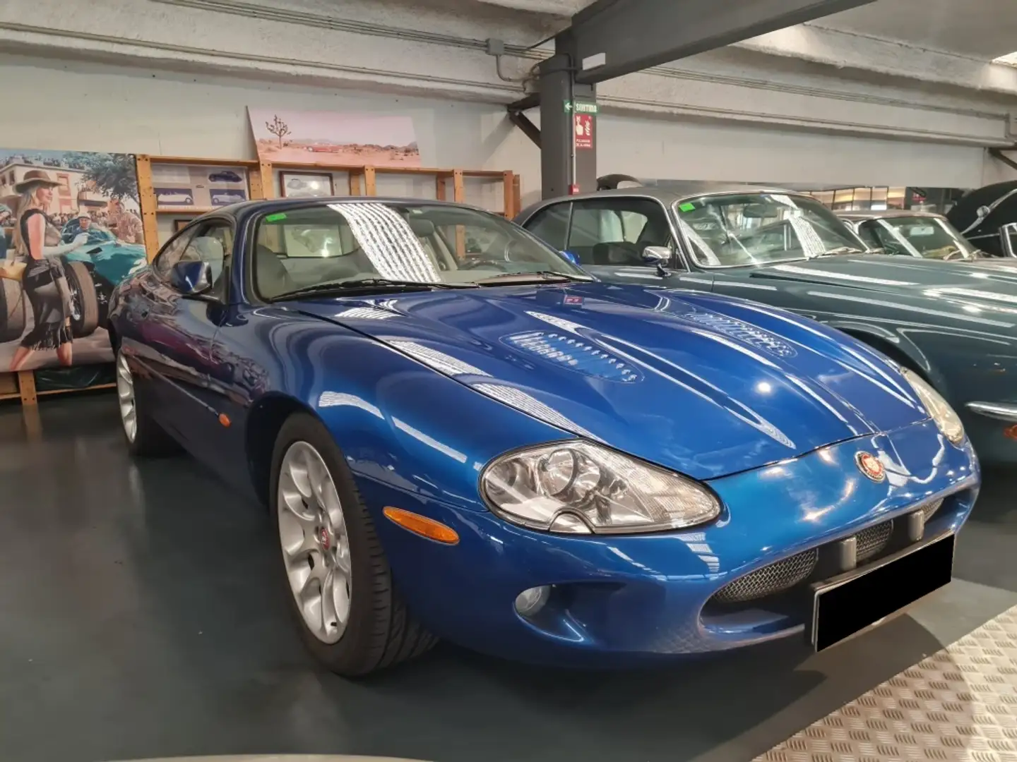 Jaguar XJR 4.0 S/C Blau - 2